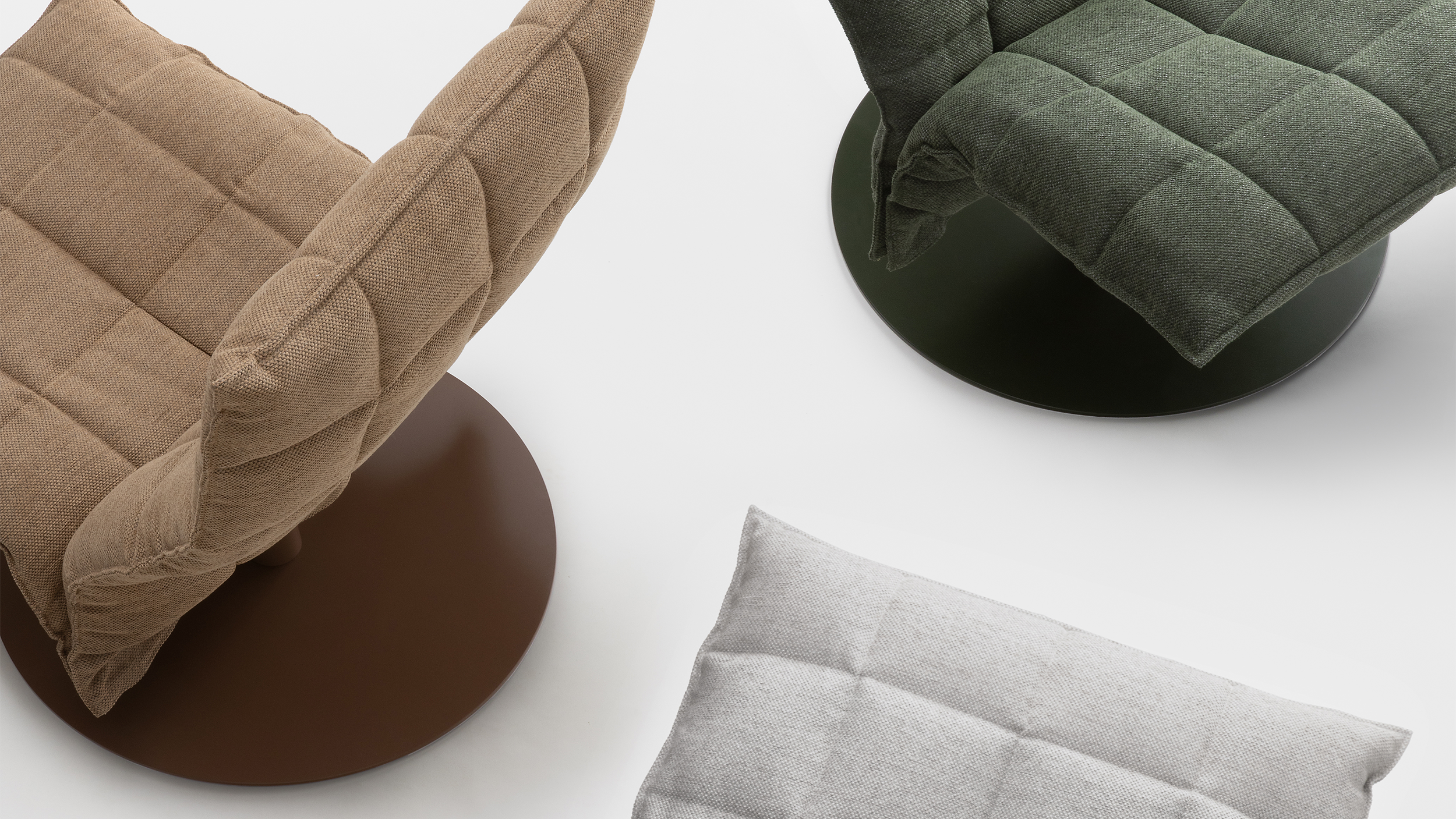 A New Life for a Classic – The k Chair’s Removable Covers Are Easy to Install