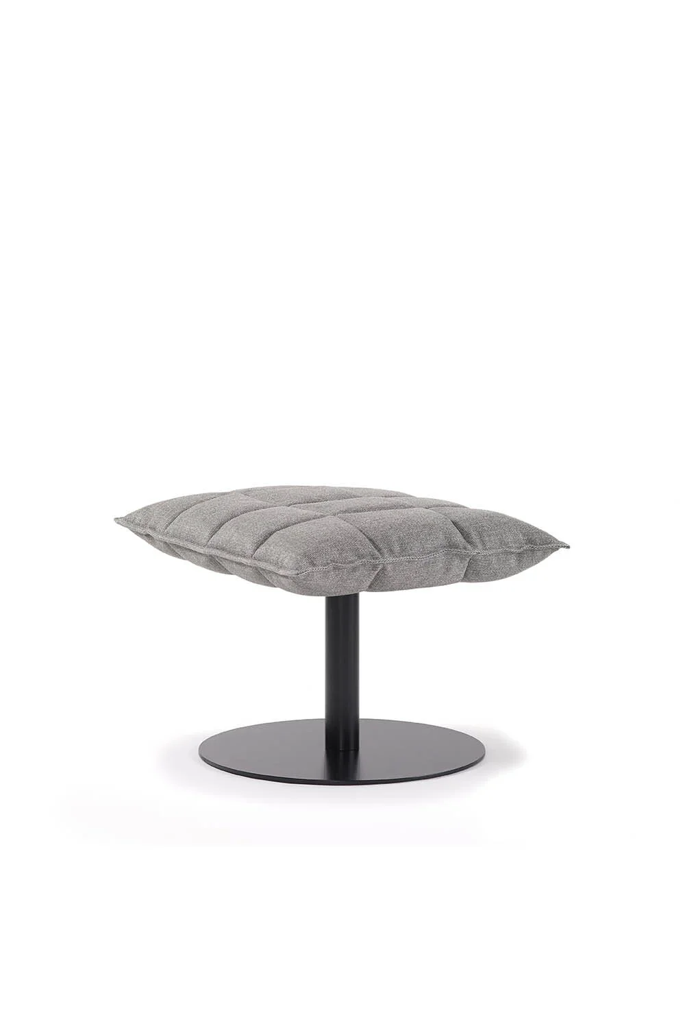 Black edition Narrow k ottoman with plate, upholstery Das51 grey