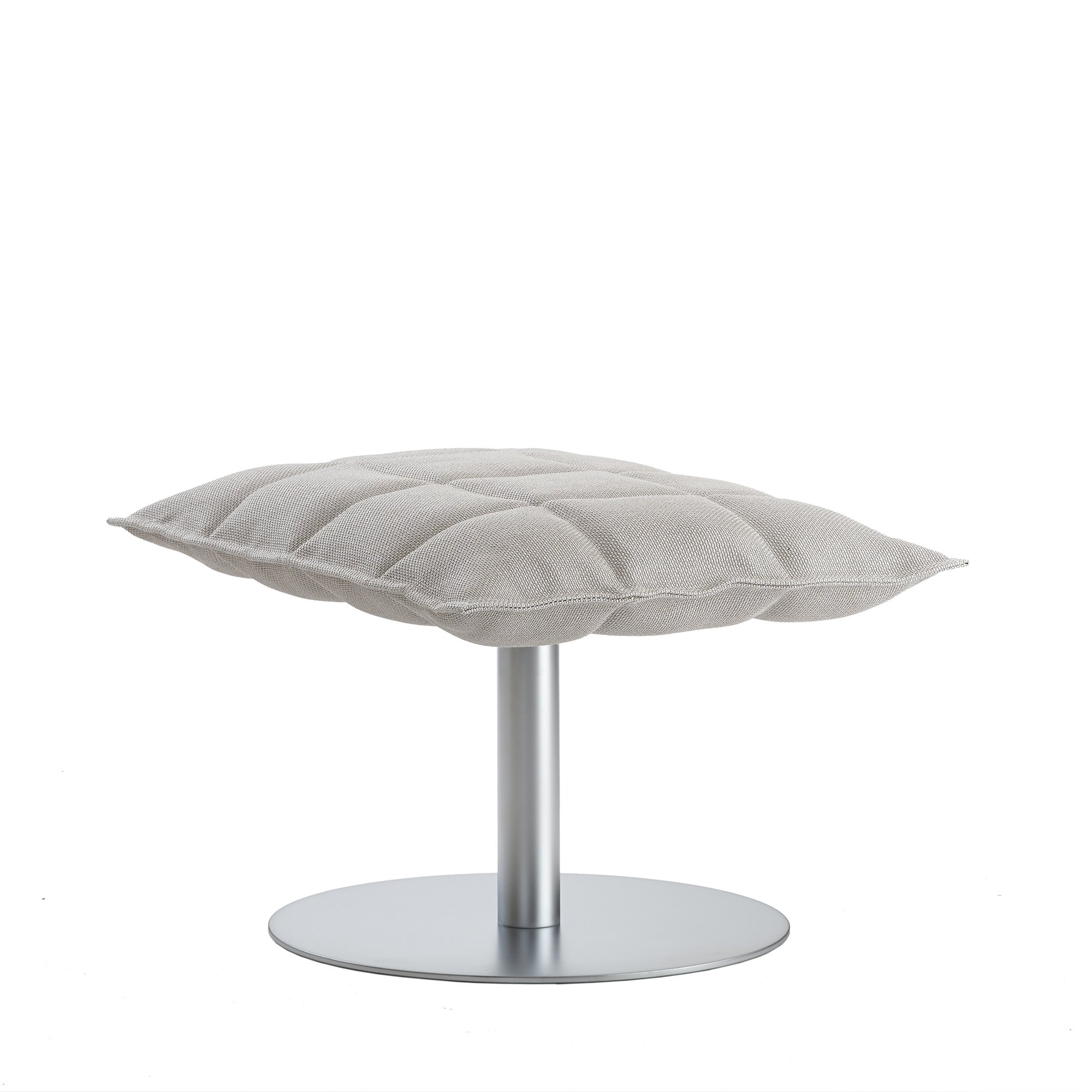 k ottoman with plate