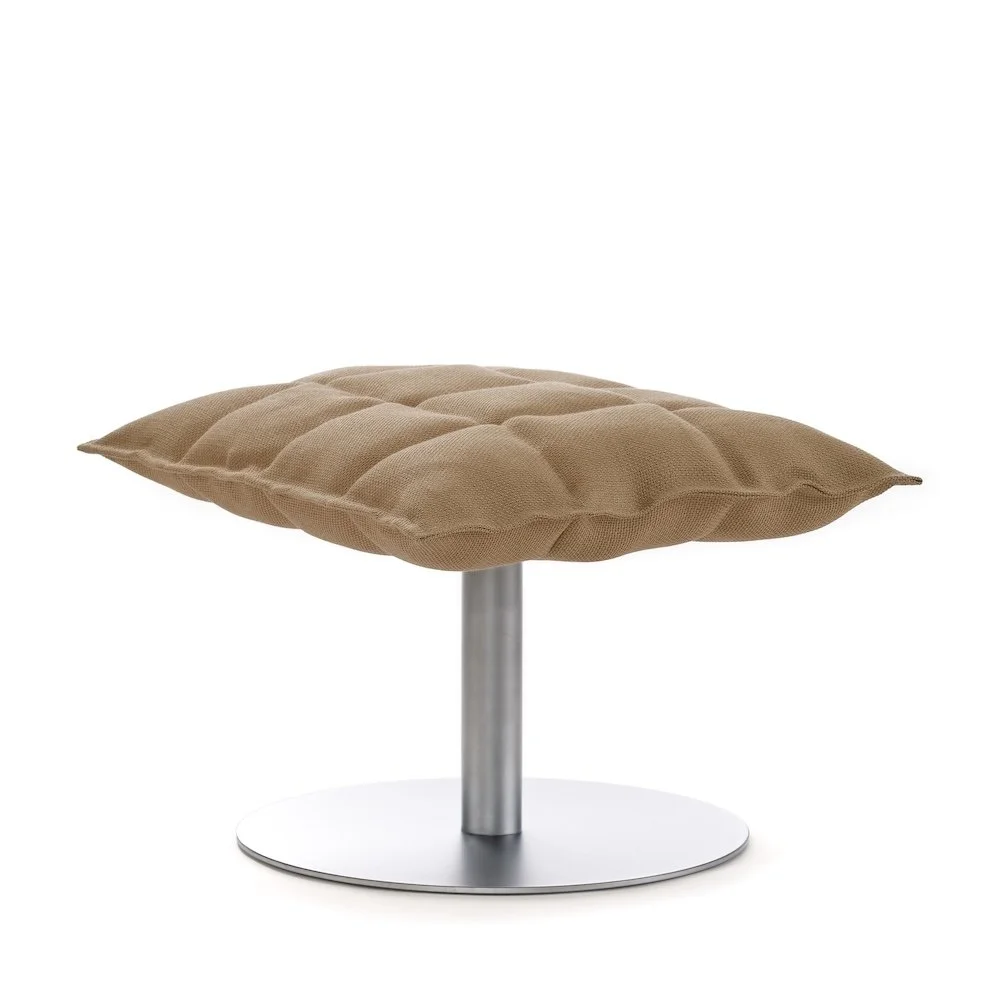 k Ottoman with plate