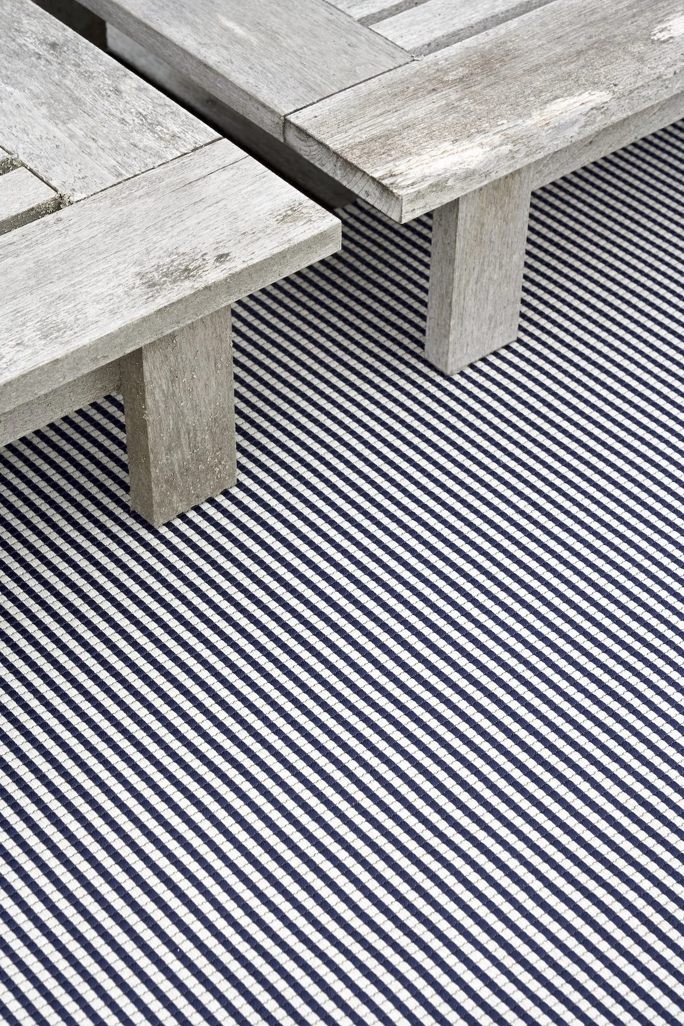 River 15510405 navy blue-light sand