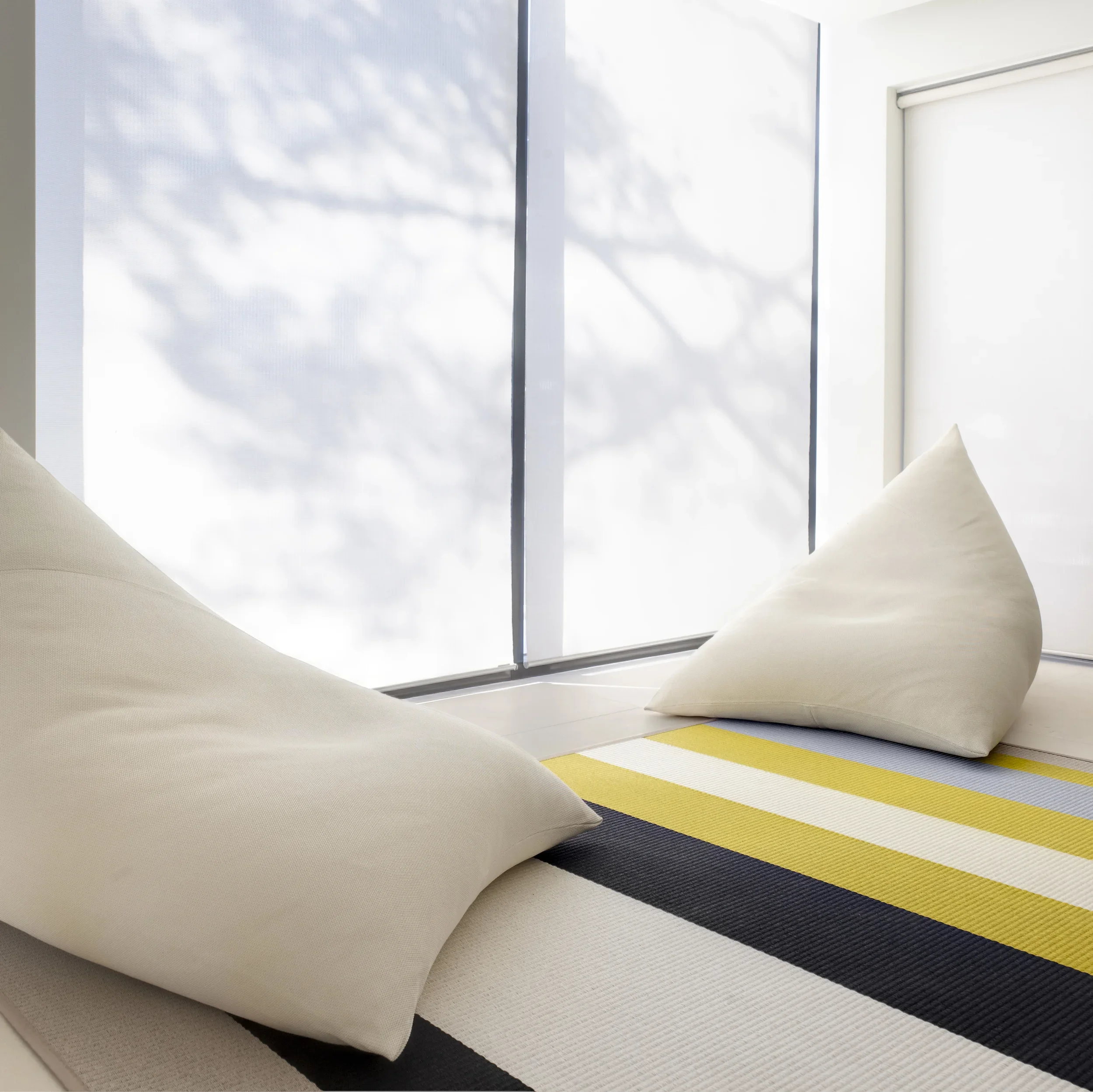 4611 My lounge chair, Sand white