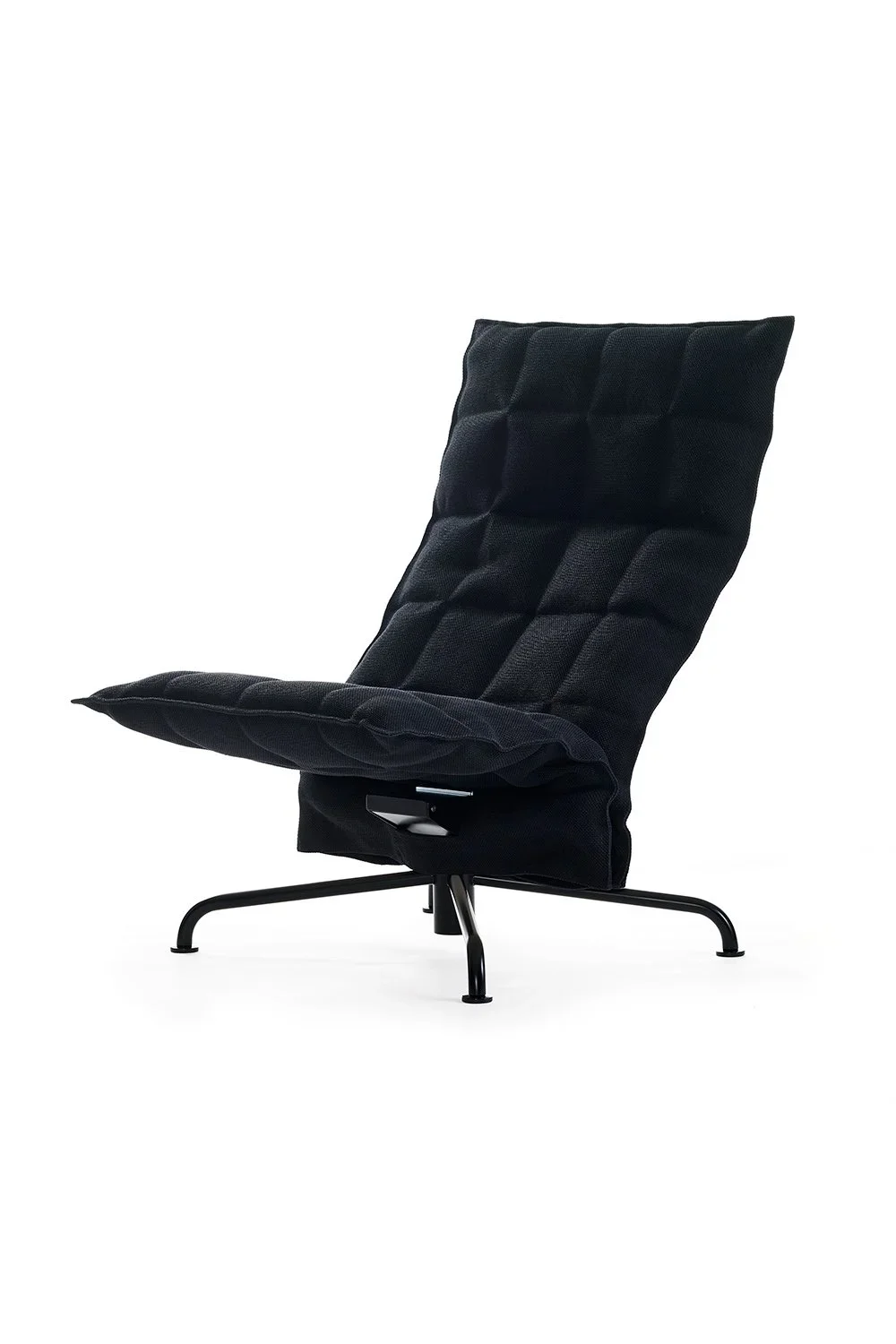 46027 Narrow swivel k Chair with matt-black star base, Sand black