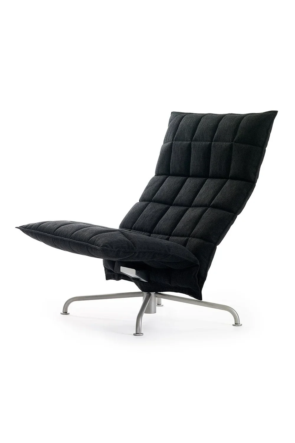 46025 Wide swivel k Chair with matt-chromed star base, Das55 black
