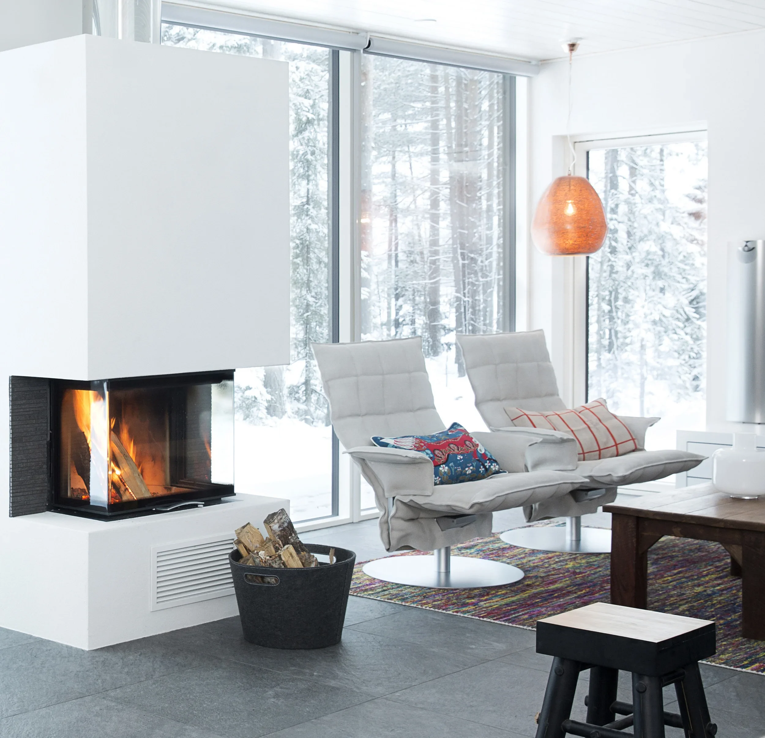 Swivel k Chair with Armrests upholstered Sand fabric col. stone-white