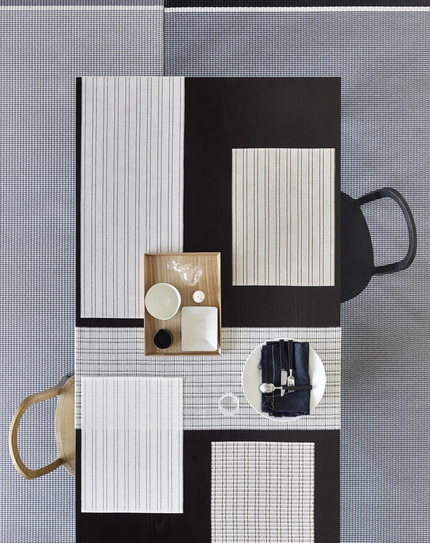 Cloud place mats and table runners, different colours