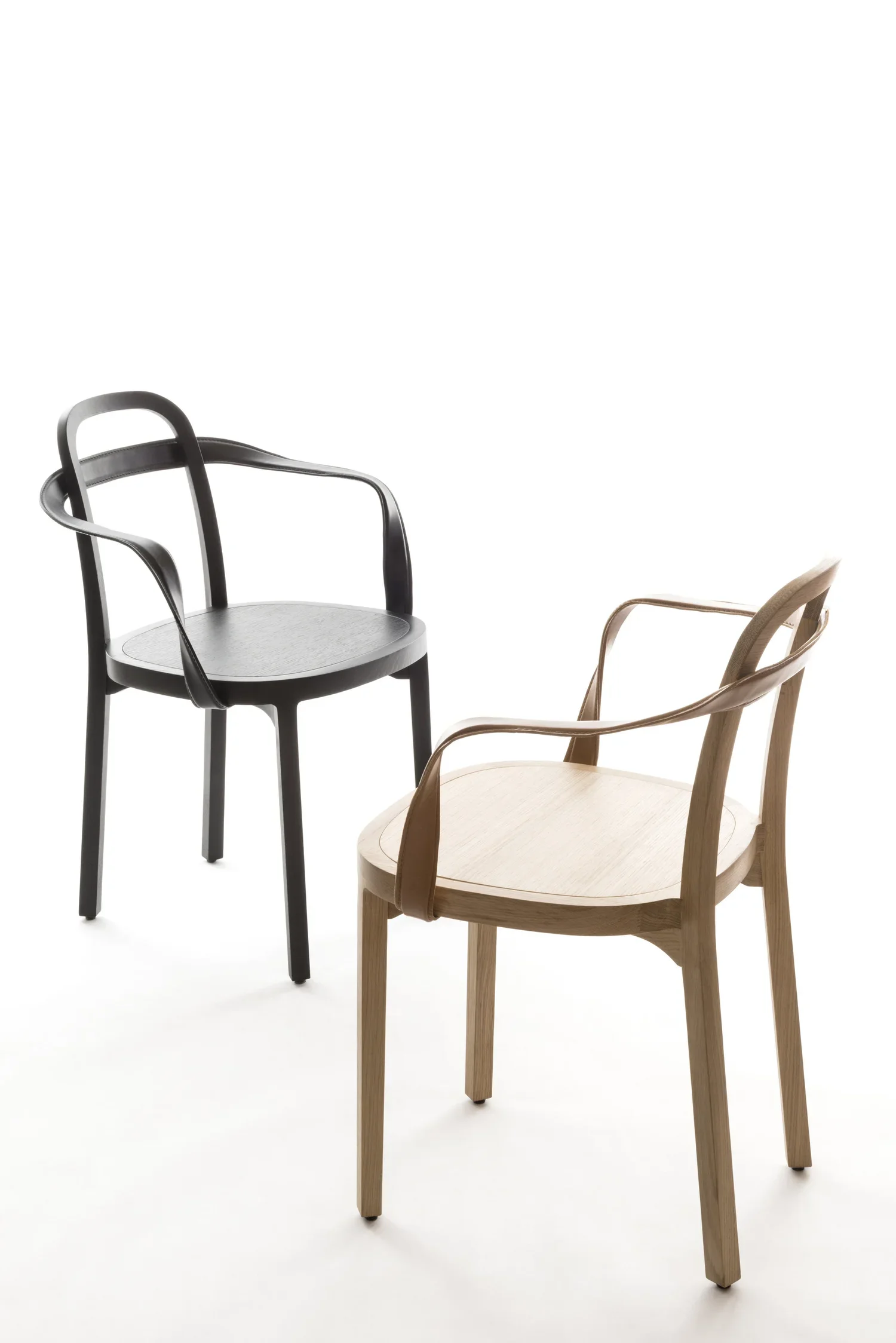 4450 Siro with armrests natural oak and 4459 Siro with armrests stained black