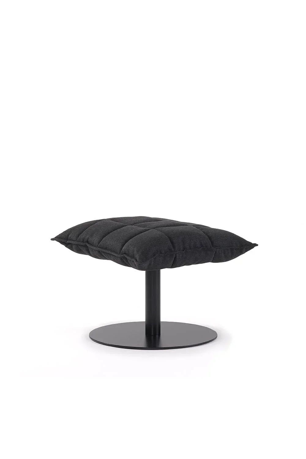 Black+edition_Narrow+k+ottoman_plate_Das+black.webp