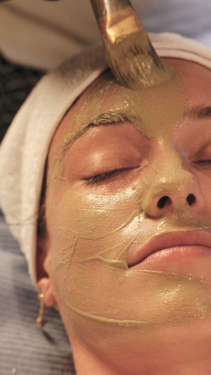 Hydrating facial skincare treatment for women Cairo