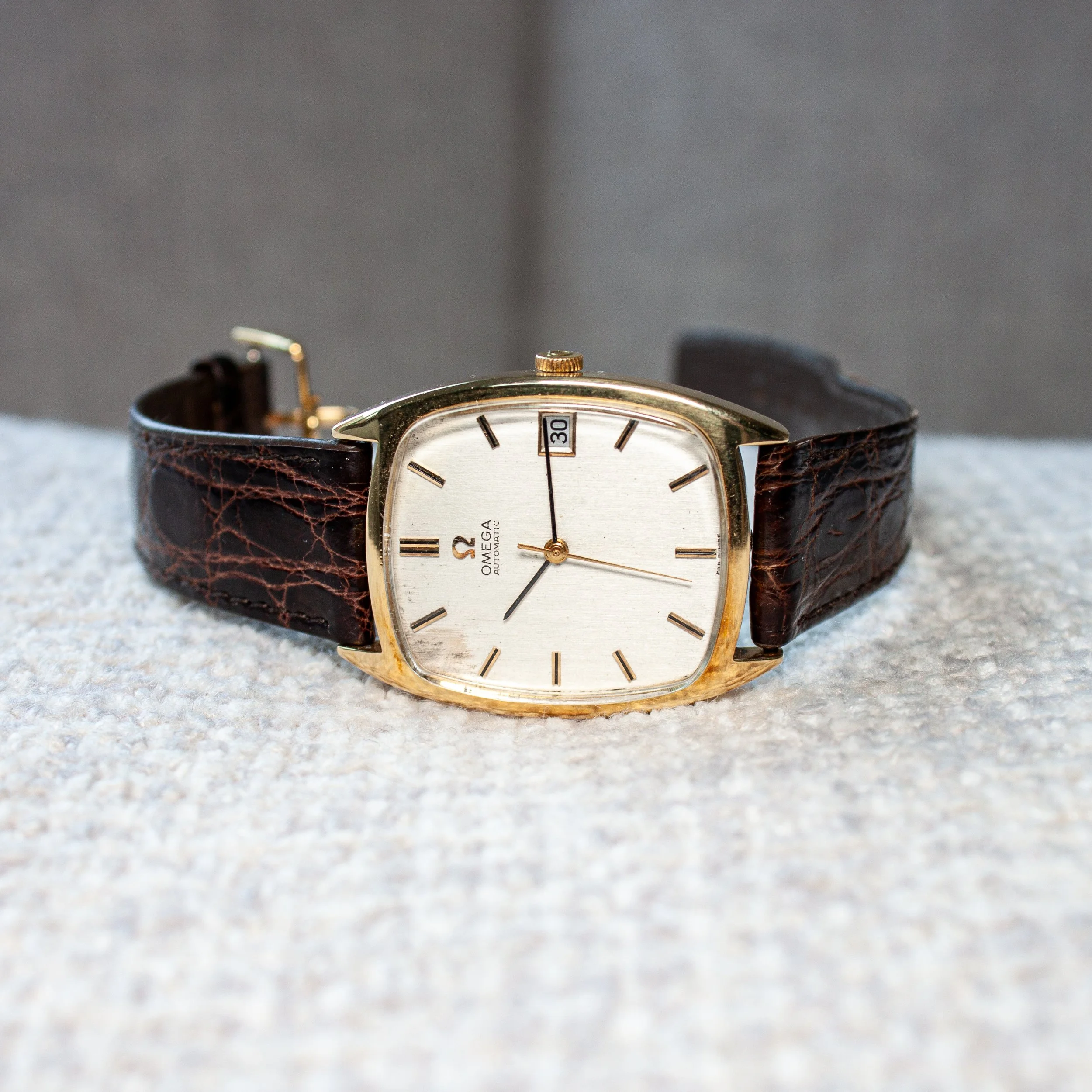 Oméga Tonneau Or18k - VENDUE