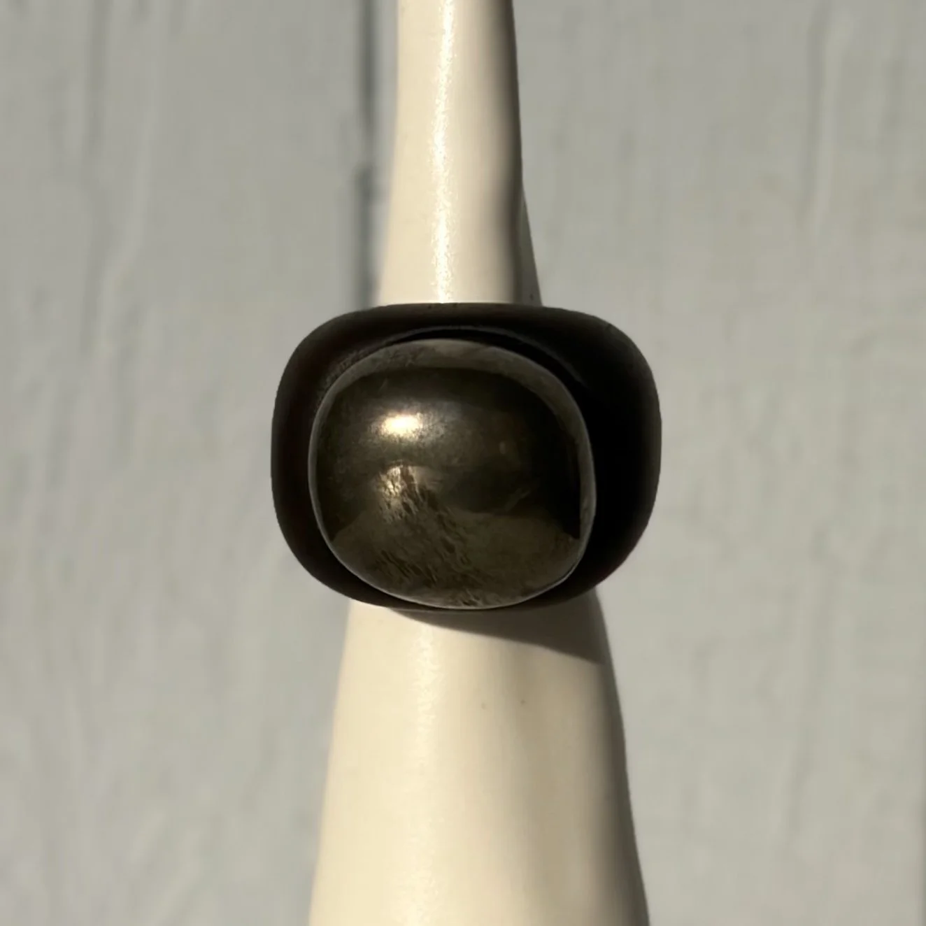 pyrite & walnut ring