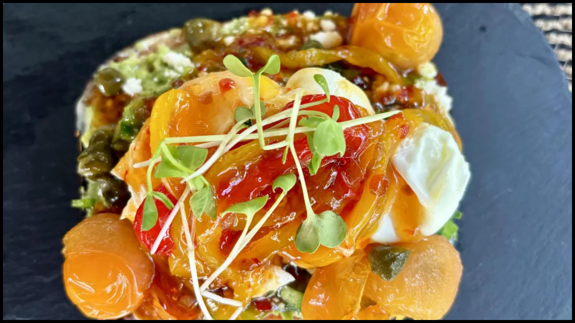 All meals included; onsite restaurant serves fresh, locally sourced ingredients with traditional Honduran flair.