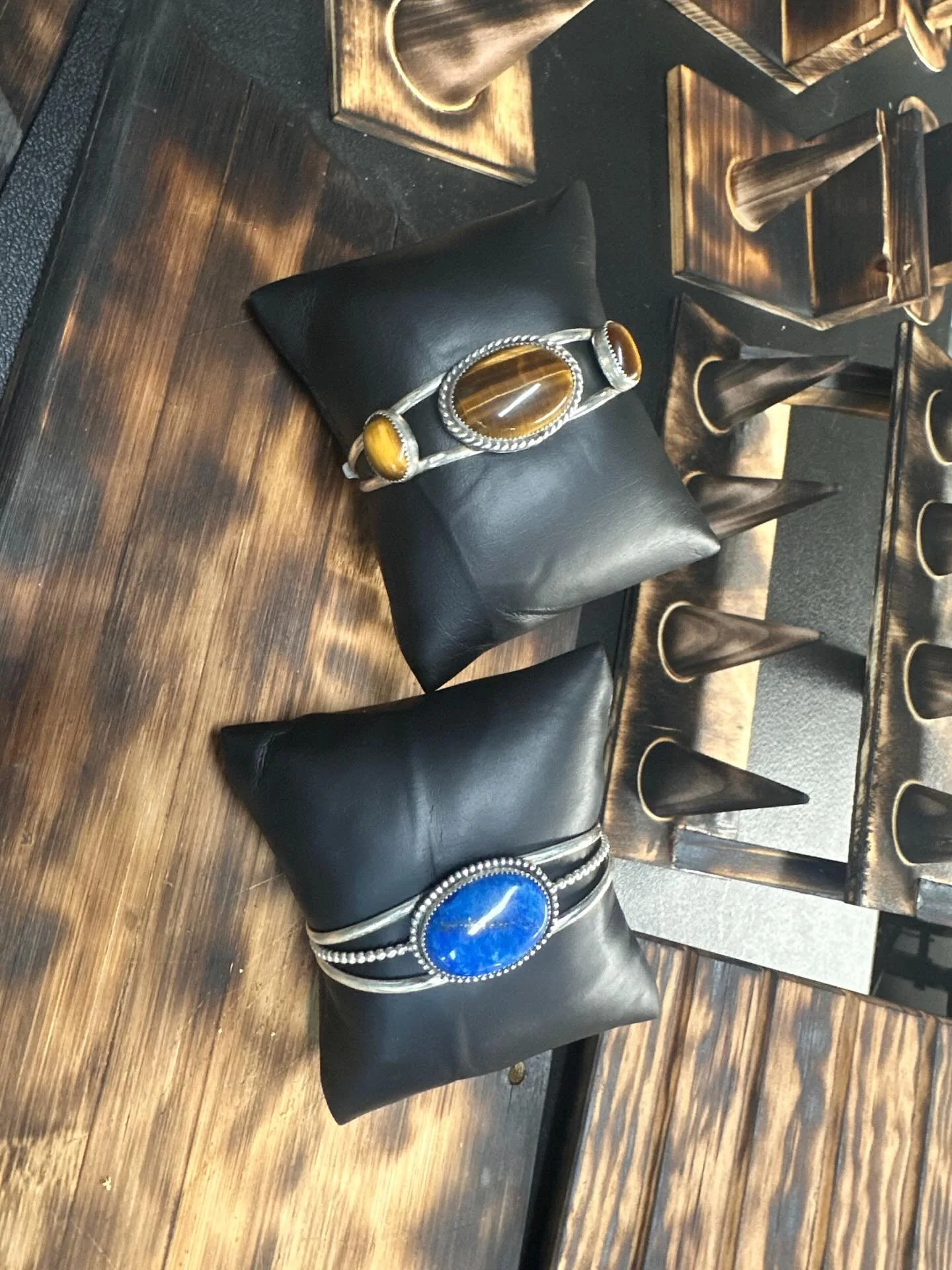 Come on out to @thehighyall tomorrow evening - May 7th - and see these cuff beauties in person!  I am so excited to be a part of the first Food Truck &amp; Trivia Night at the High Y&rsquo;all Mocktail bar.  Nashville&rsquo;s only fully non-alcoholic