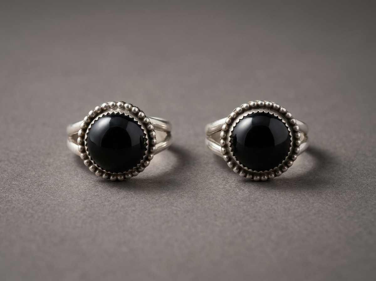 Diverging Paths // Onyx Statement Ring