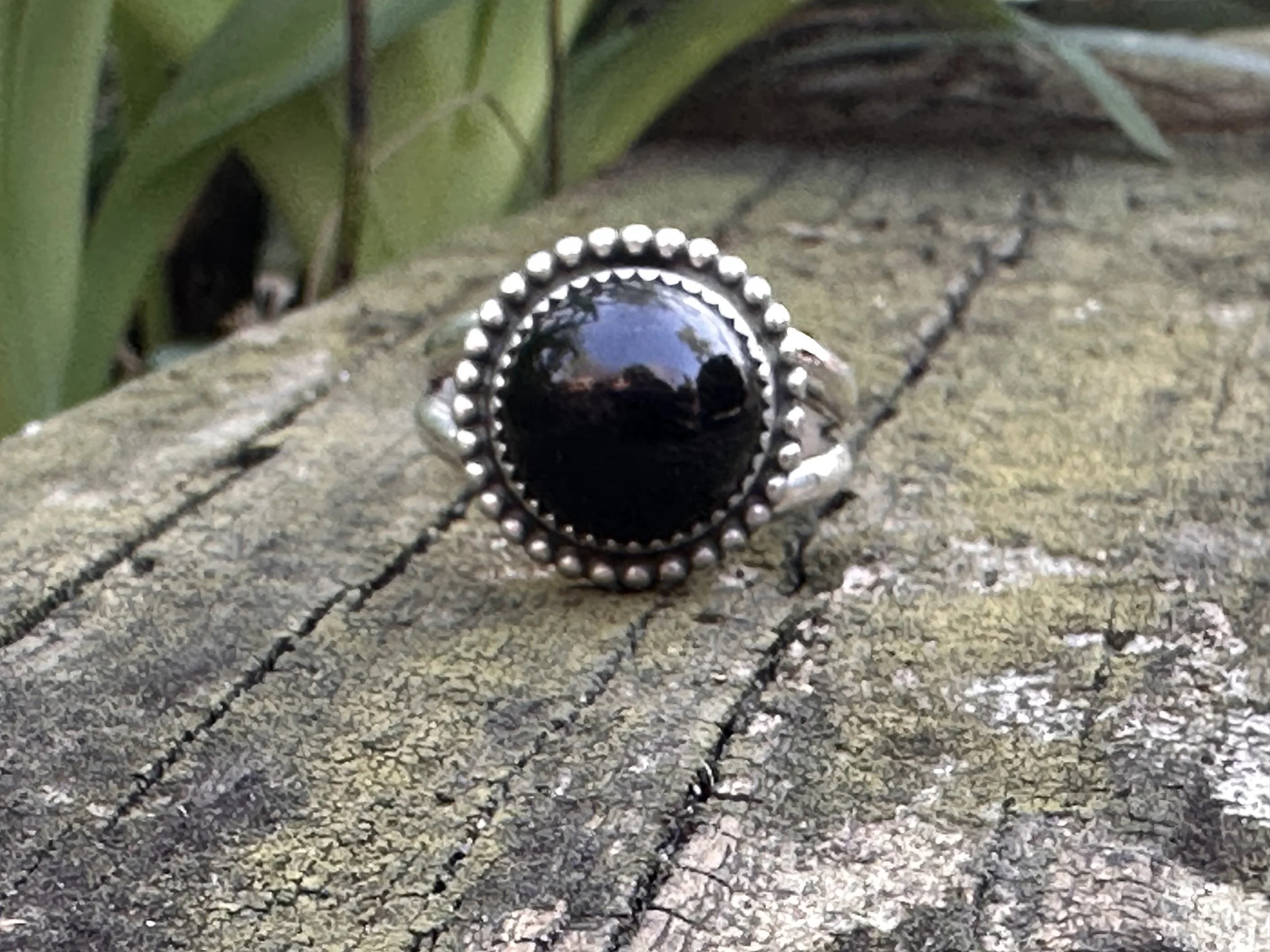 Diverging Paths // Onyx Statement Ring