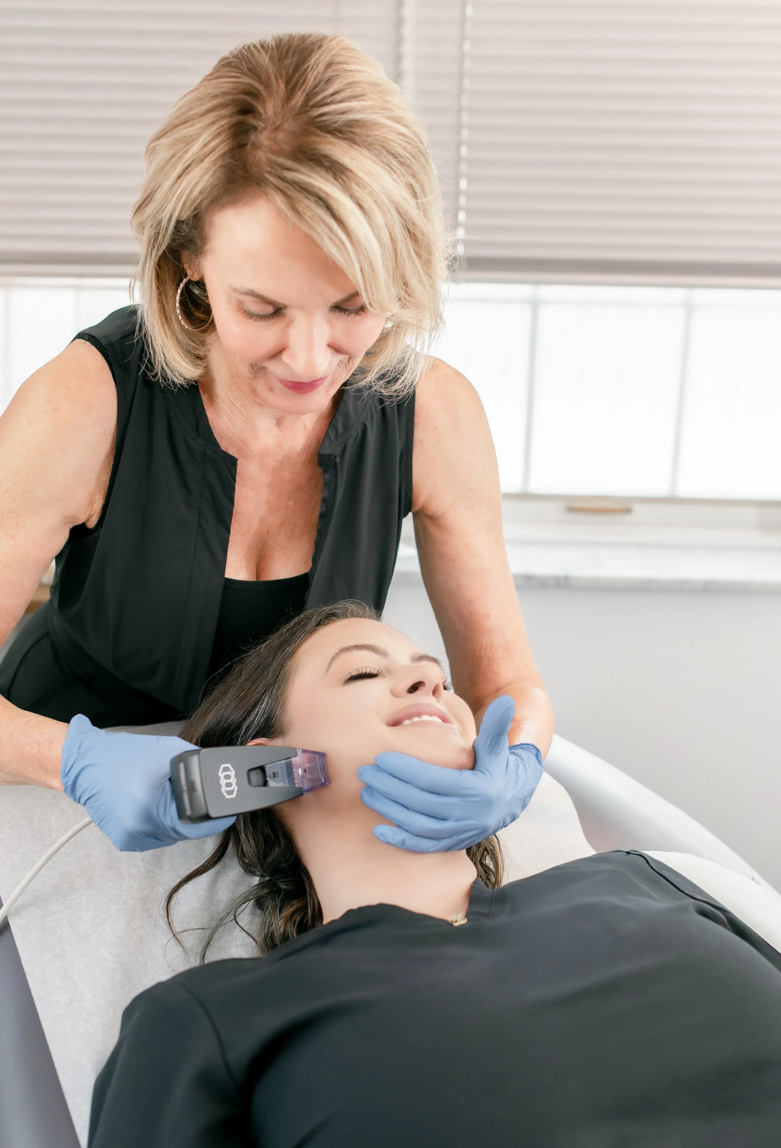 Medspa in Creve Coeur, MO, 63141  Facials Near Me.jpg