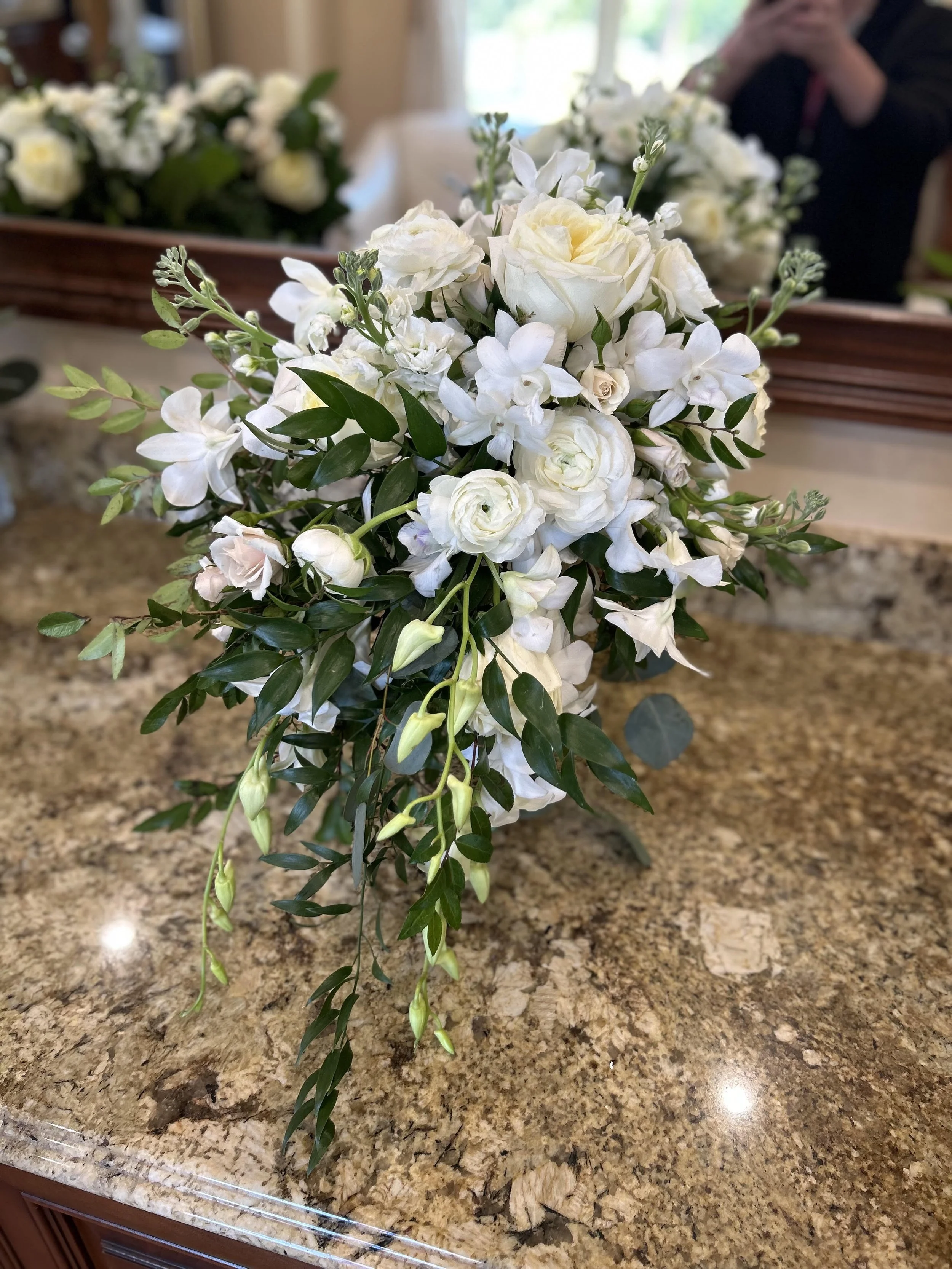 white cascade bouquet.jpg