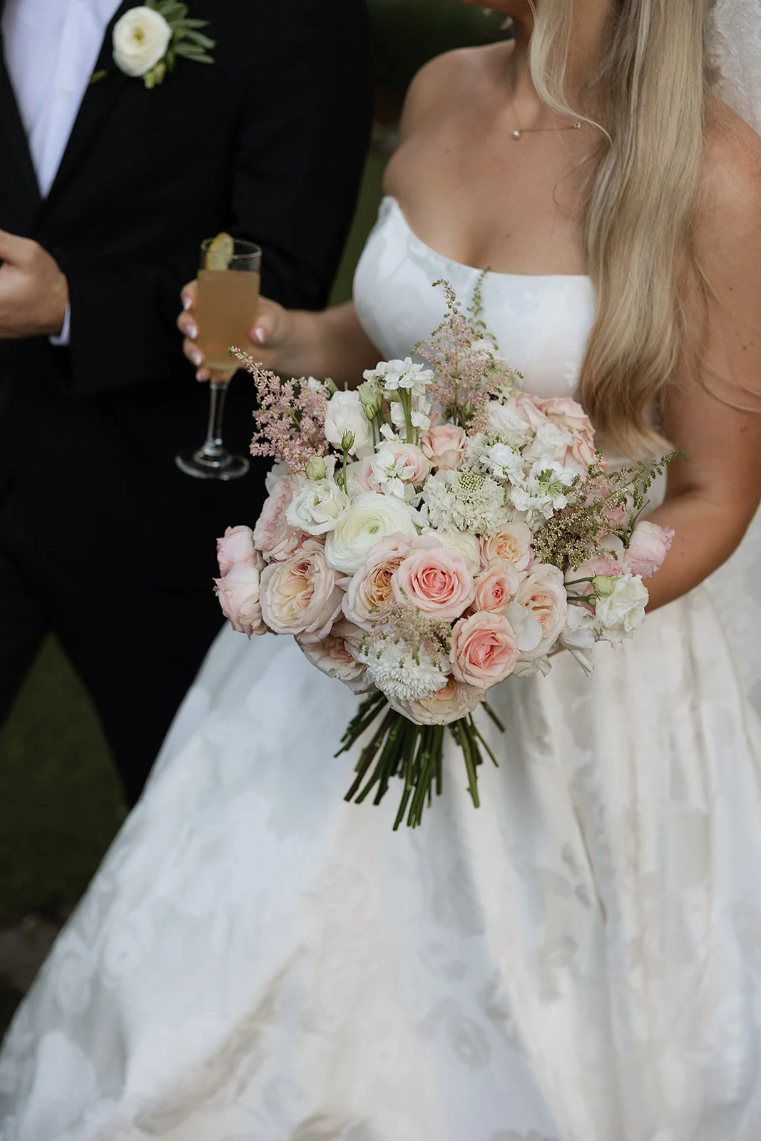 Elise Lusk_Tori Beechler_Bouquet 5.jpg