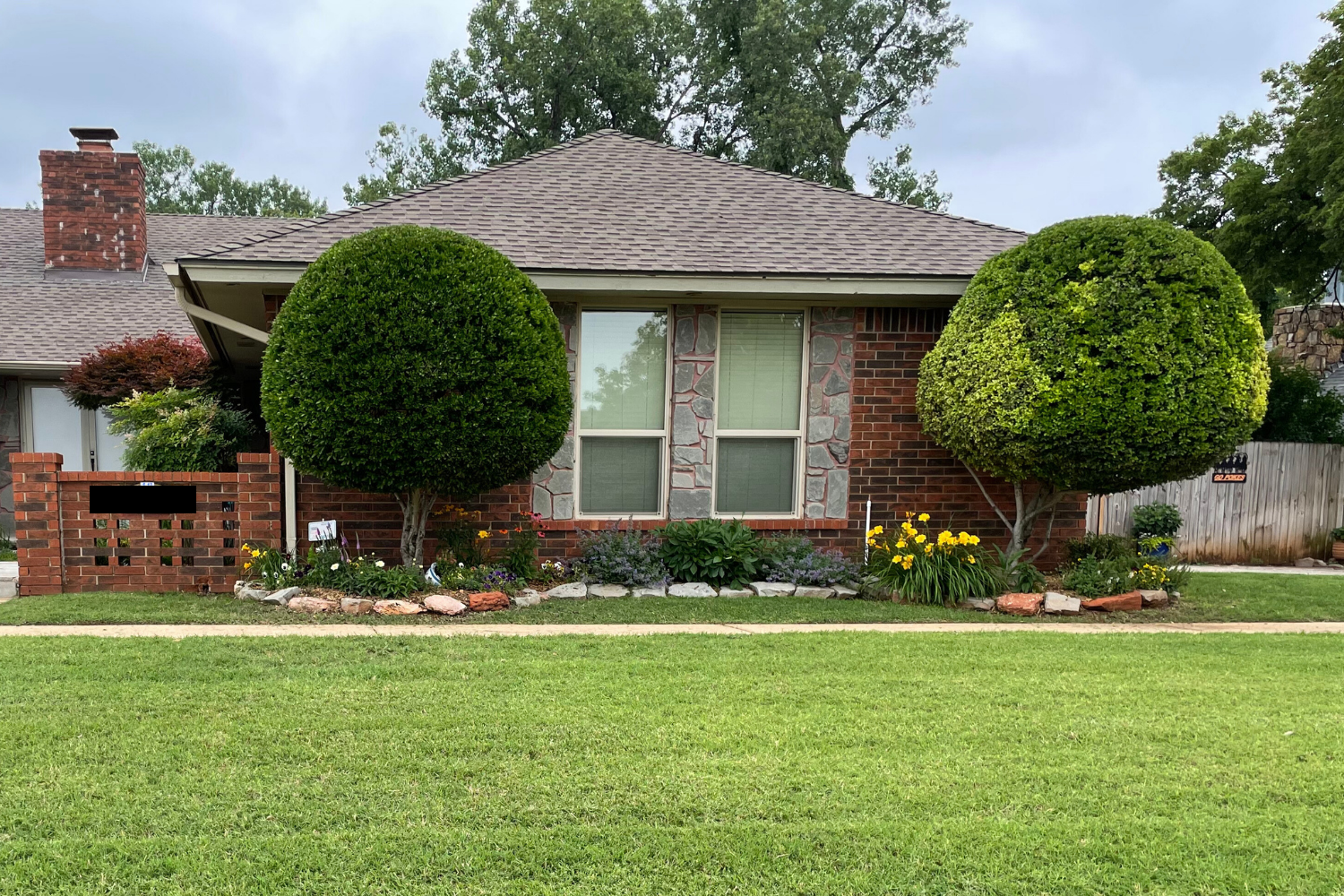 Brown-Hall Topiary.png