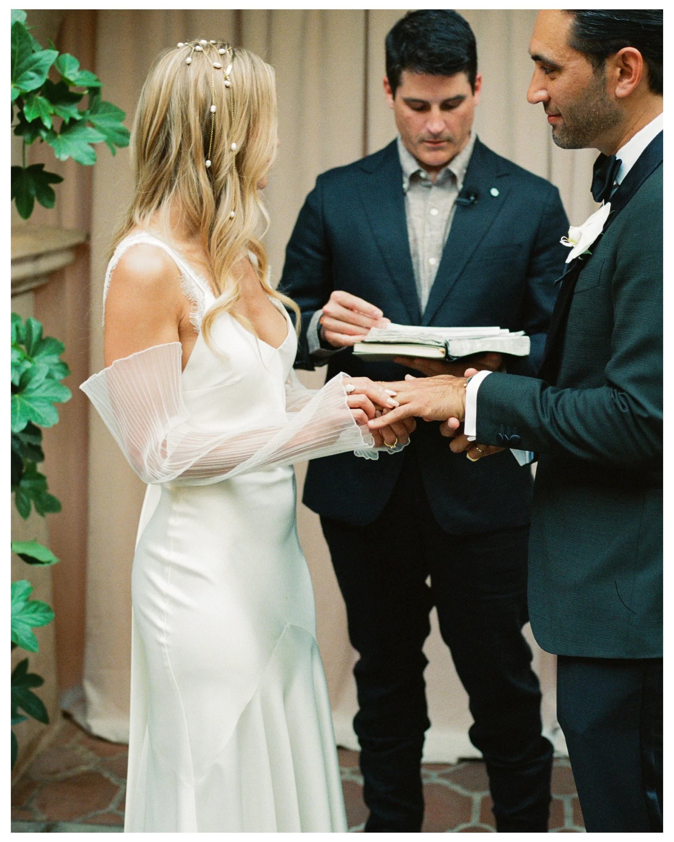 An all-time favorite wedding day for the books. Natalie and Sahba were married at Tlaquepaque in Sedona, and it was just one of those kinda perfect, no stress days. A day of bringing their families together, going with the flow, and making photos as 