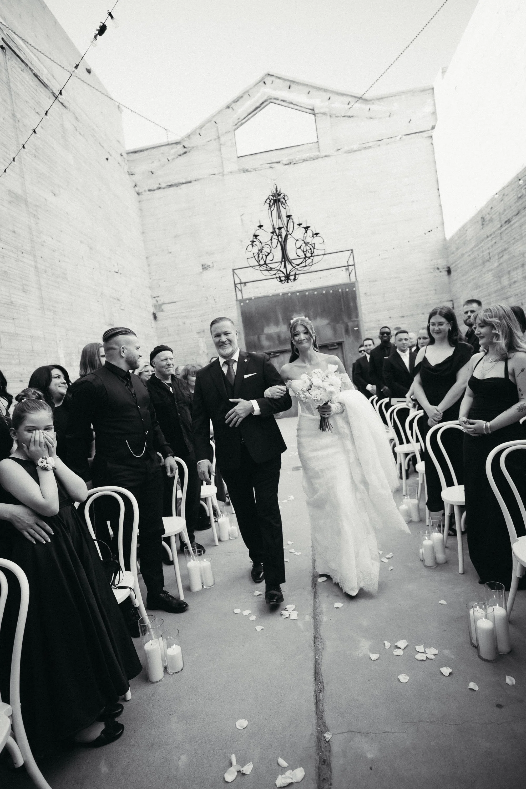 Gillian Rea Arizona Wedding Photographer Ice House Phoenix Wedding Venue ceremony_4.JPG