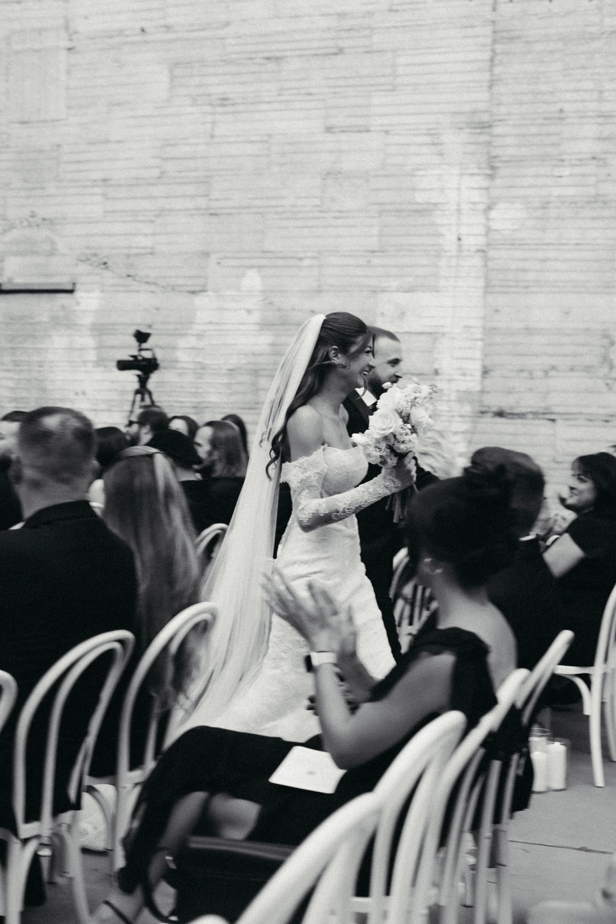 Gillian Rea Arizona Wedding Photographer Ice House Phoenix Wedding Venue ceremony_12.JPG