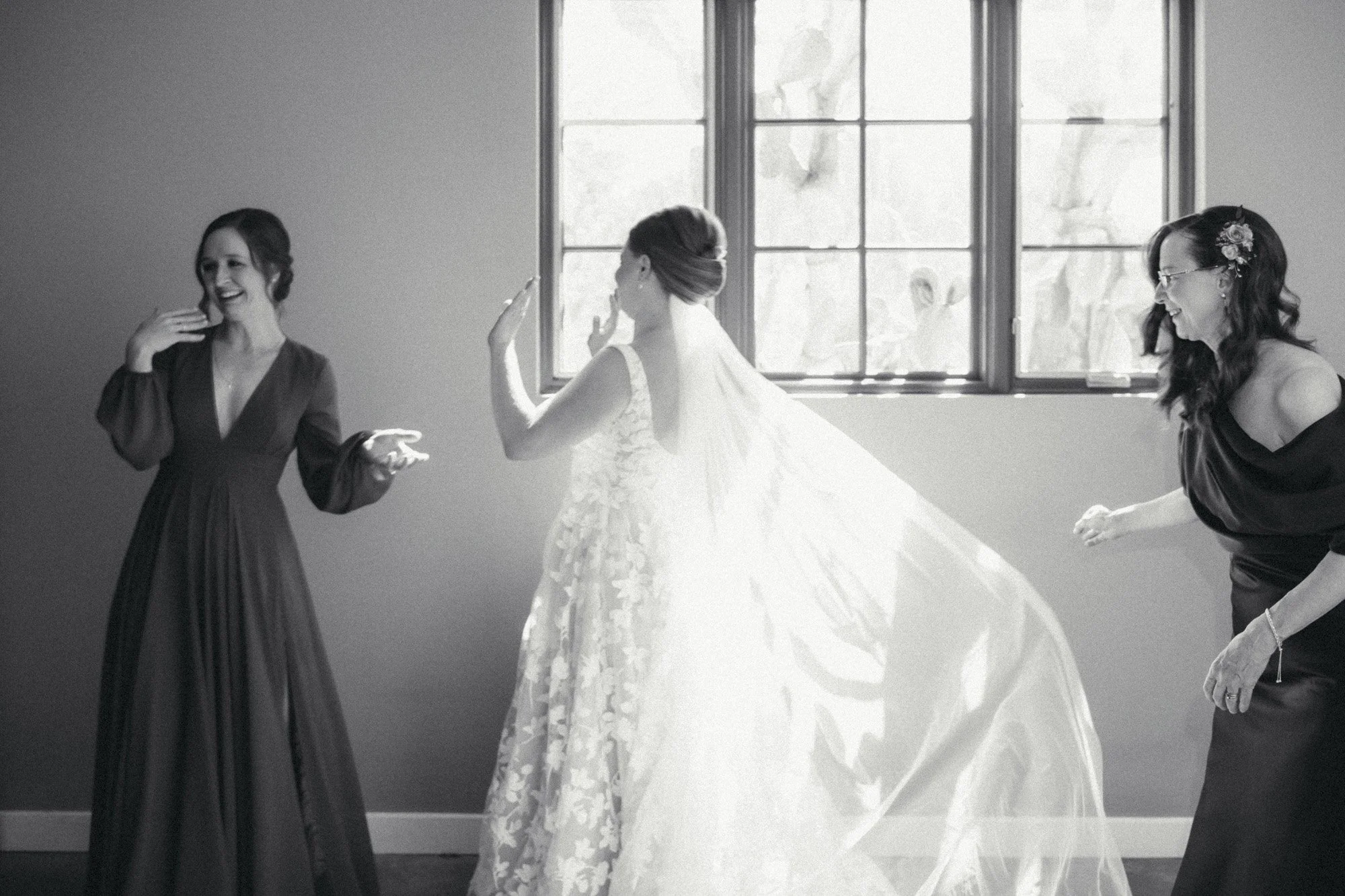 what makes a true wedding photojournalist different?