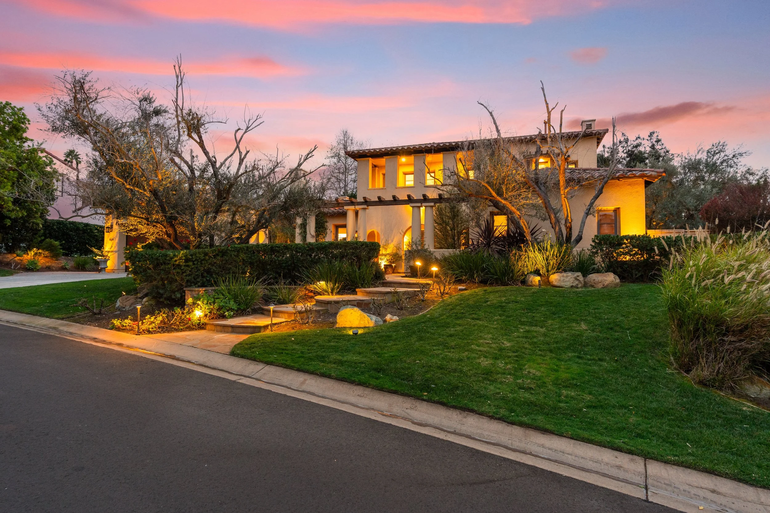 A9M_002_8308 Top O the Morning Wy.jpg