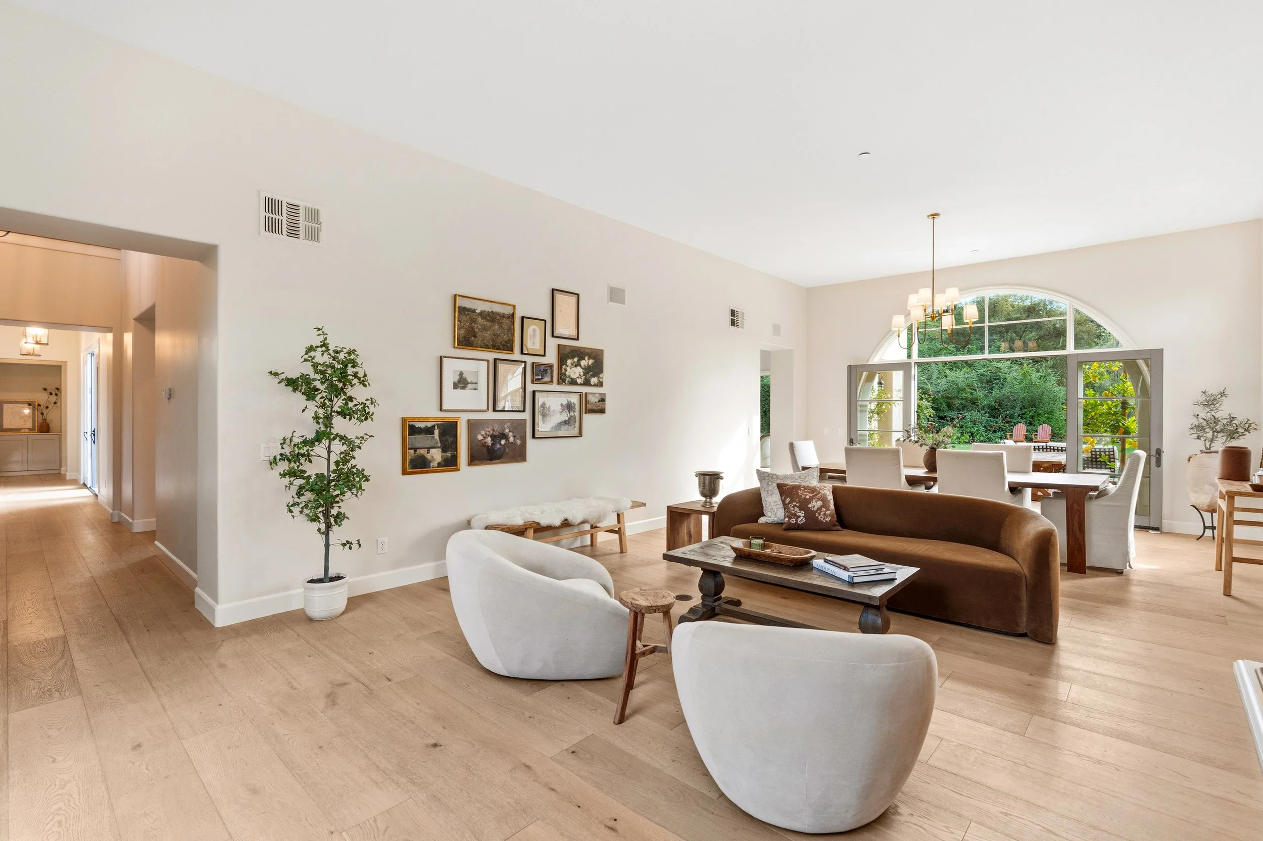 A9M_037_8308 Top O the Morning Wy.jpg