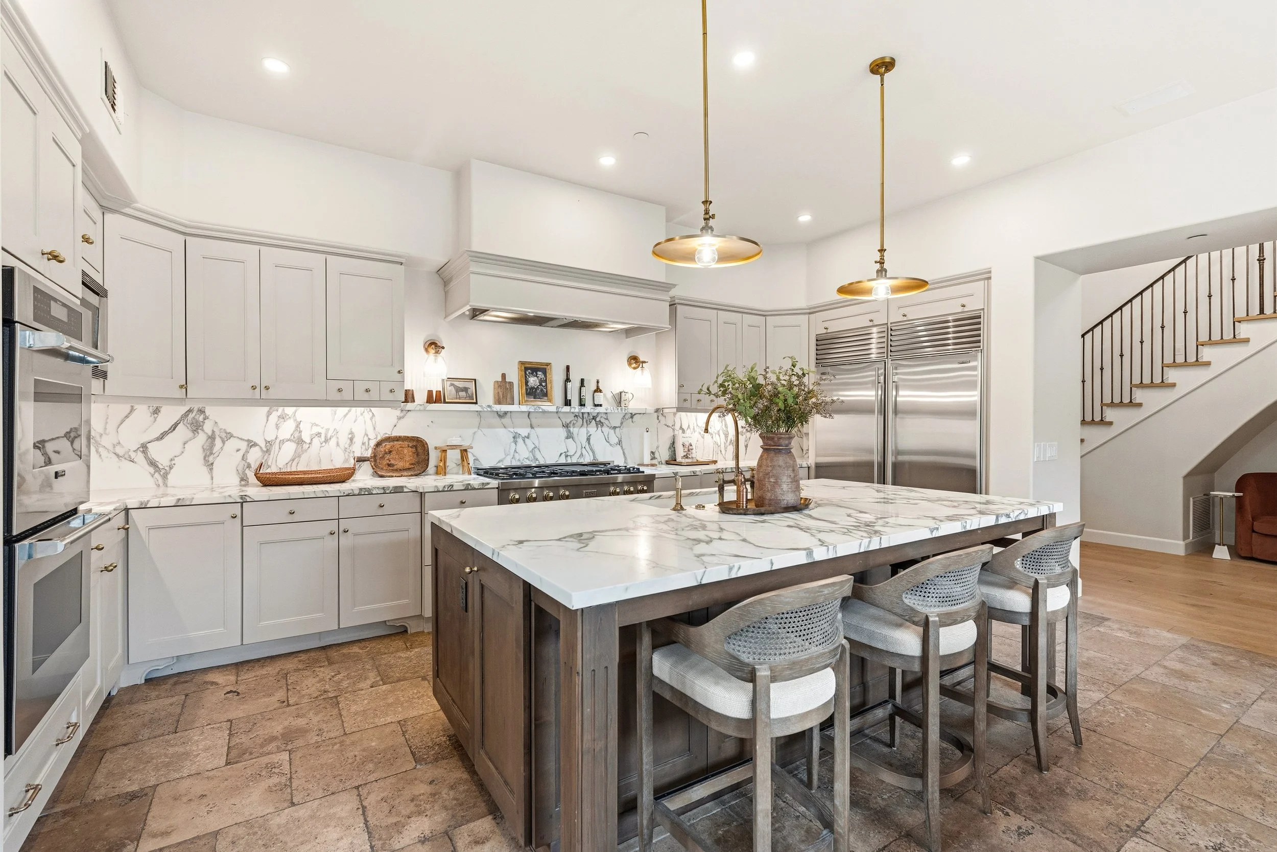 A9M_084_8308 Top O the Morning Wy.jpg