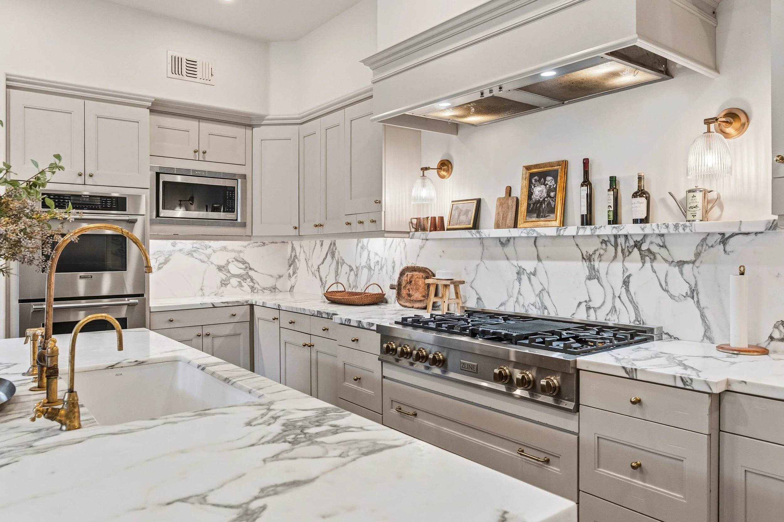 A9M_087_8308 Top O the Morning Wy.jpg