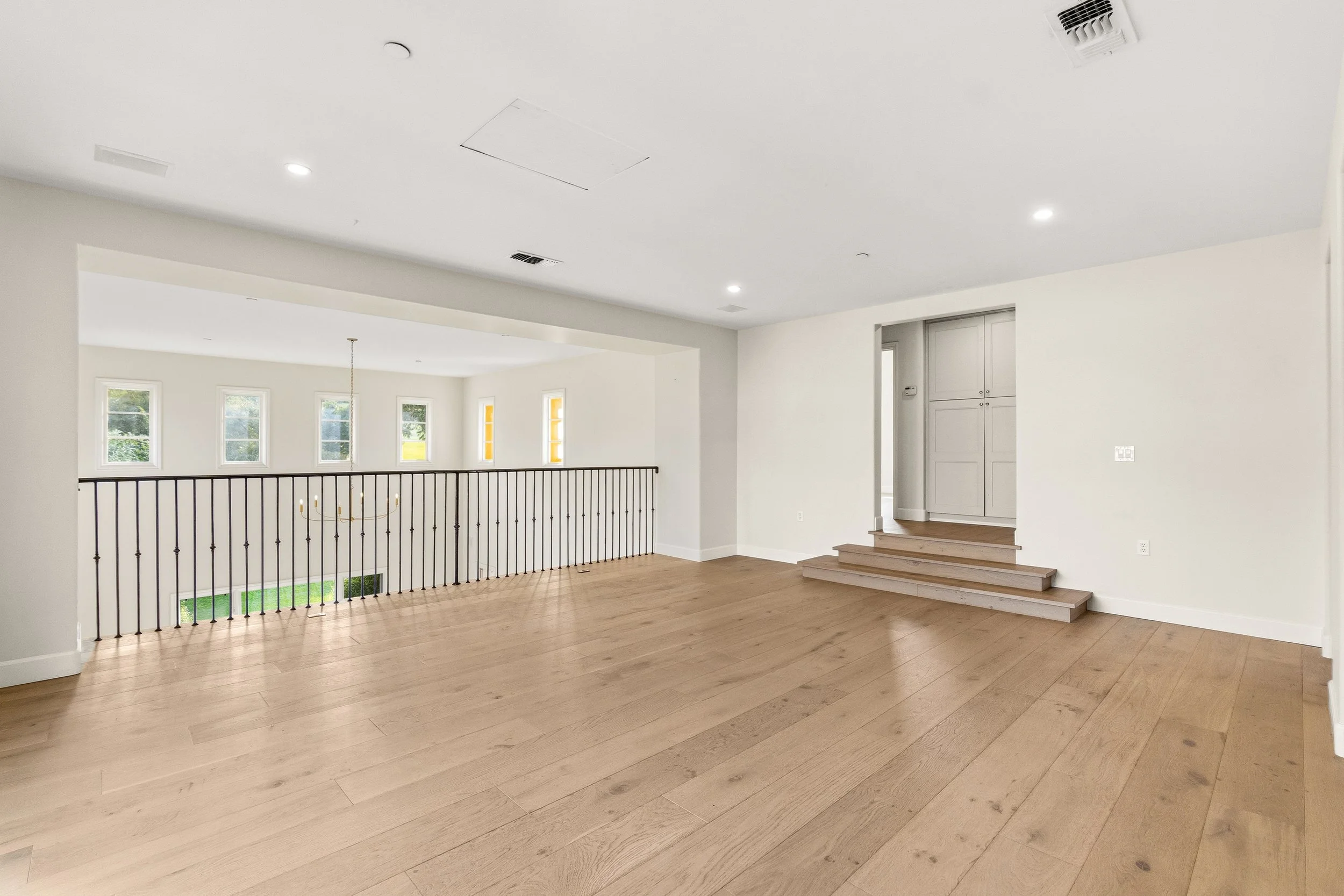 A9M_099_8308 Top O the Morning Wy.jpg