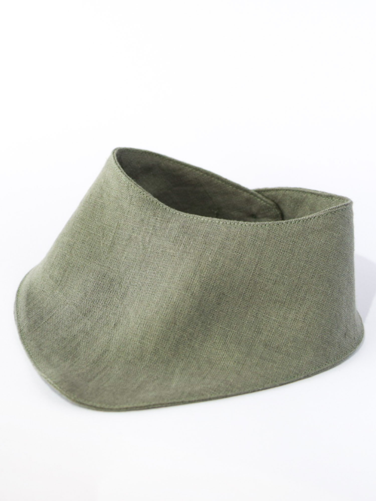 Vaalin käsintehty vauvan kuolalappu tai kuolahuivi