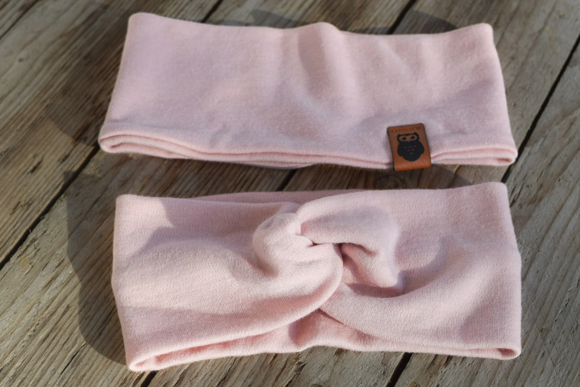 Merinovillapannat vaihtoehtoina sileä panta tai solmupanta.