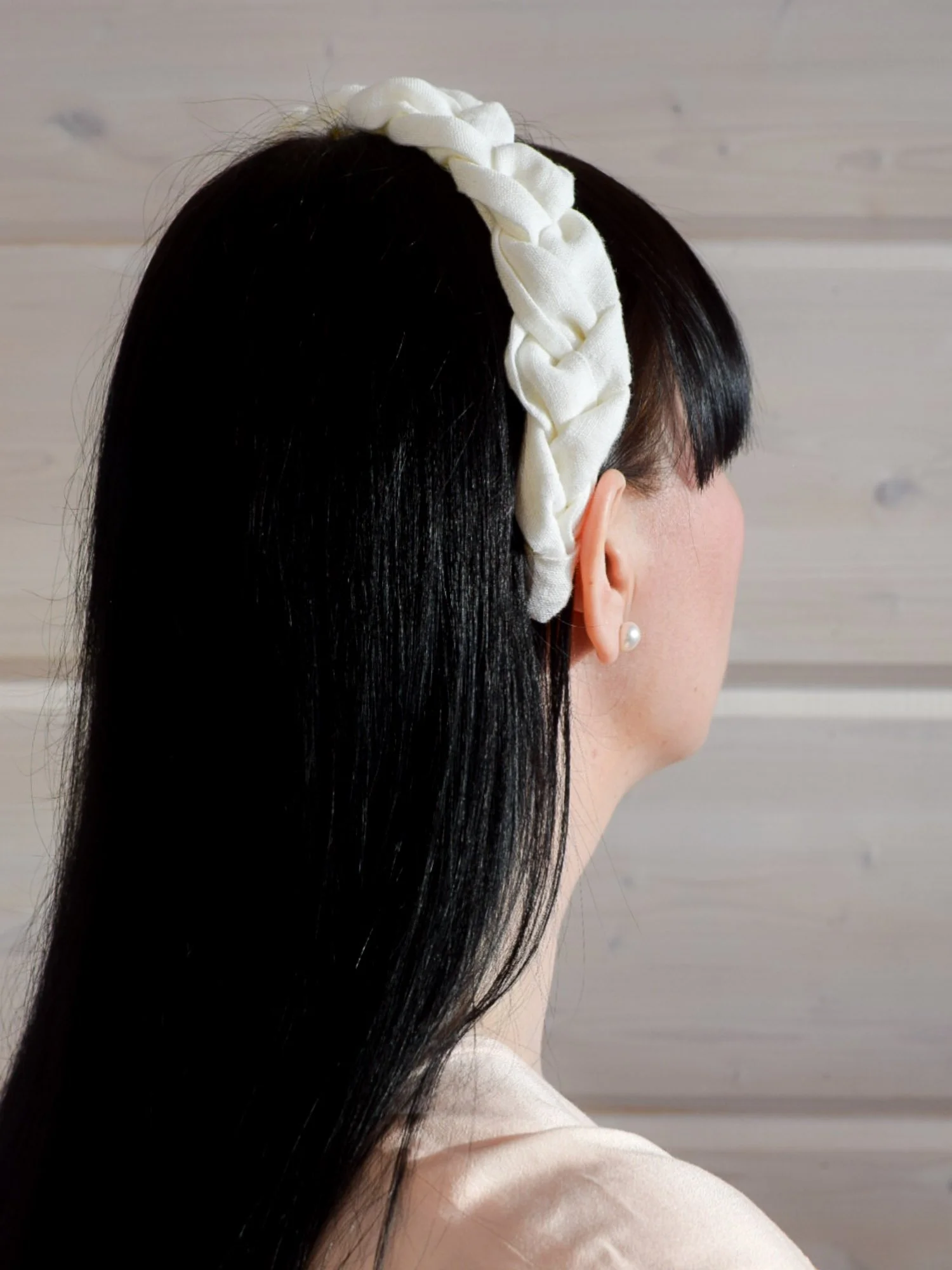 Vaalin pellavasta käsintehty lettipanta