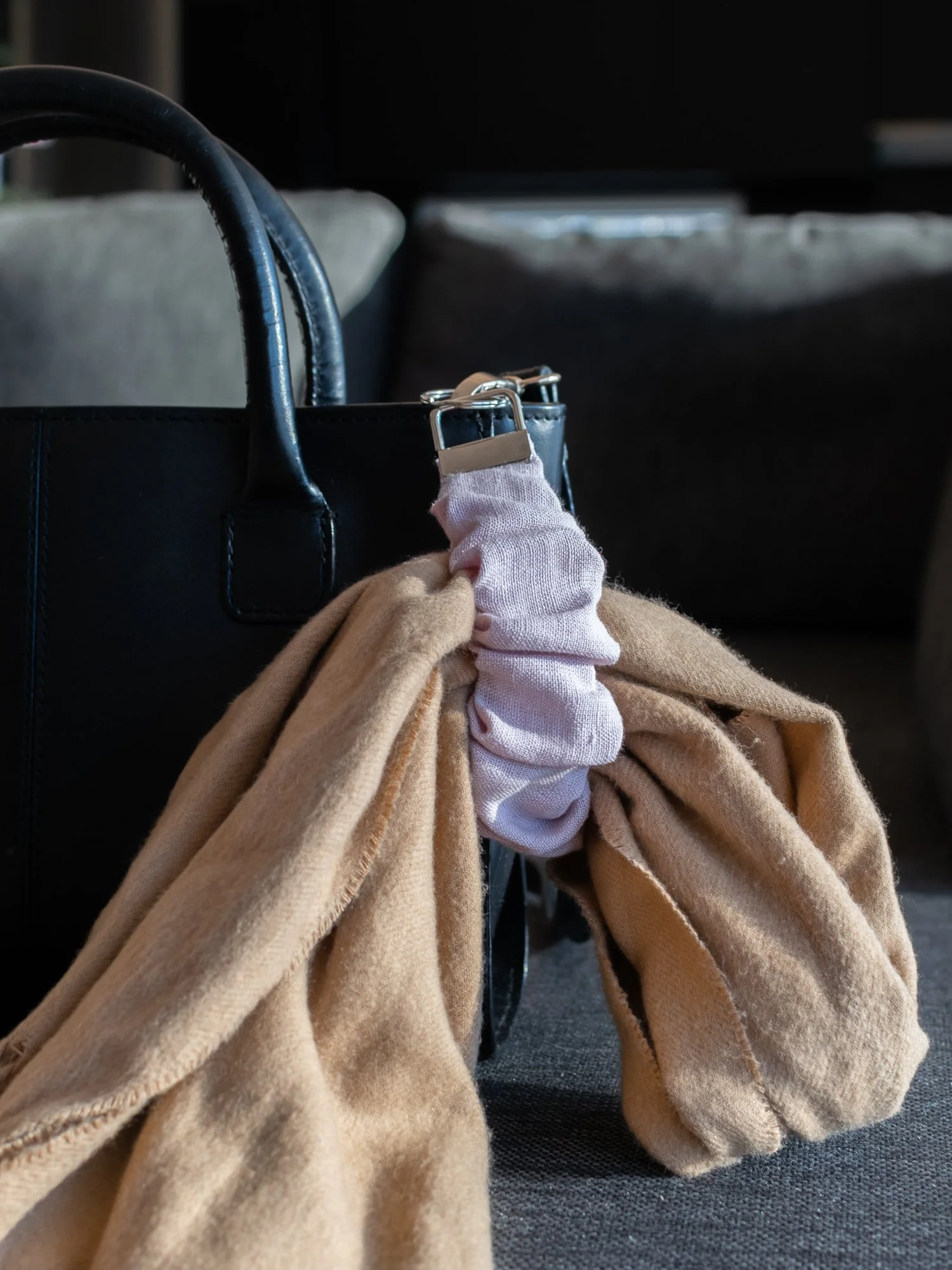 Vaalin arkilenkki avaimenperä käsilaukkuun