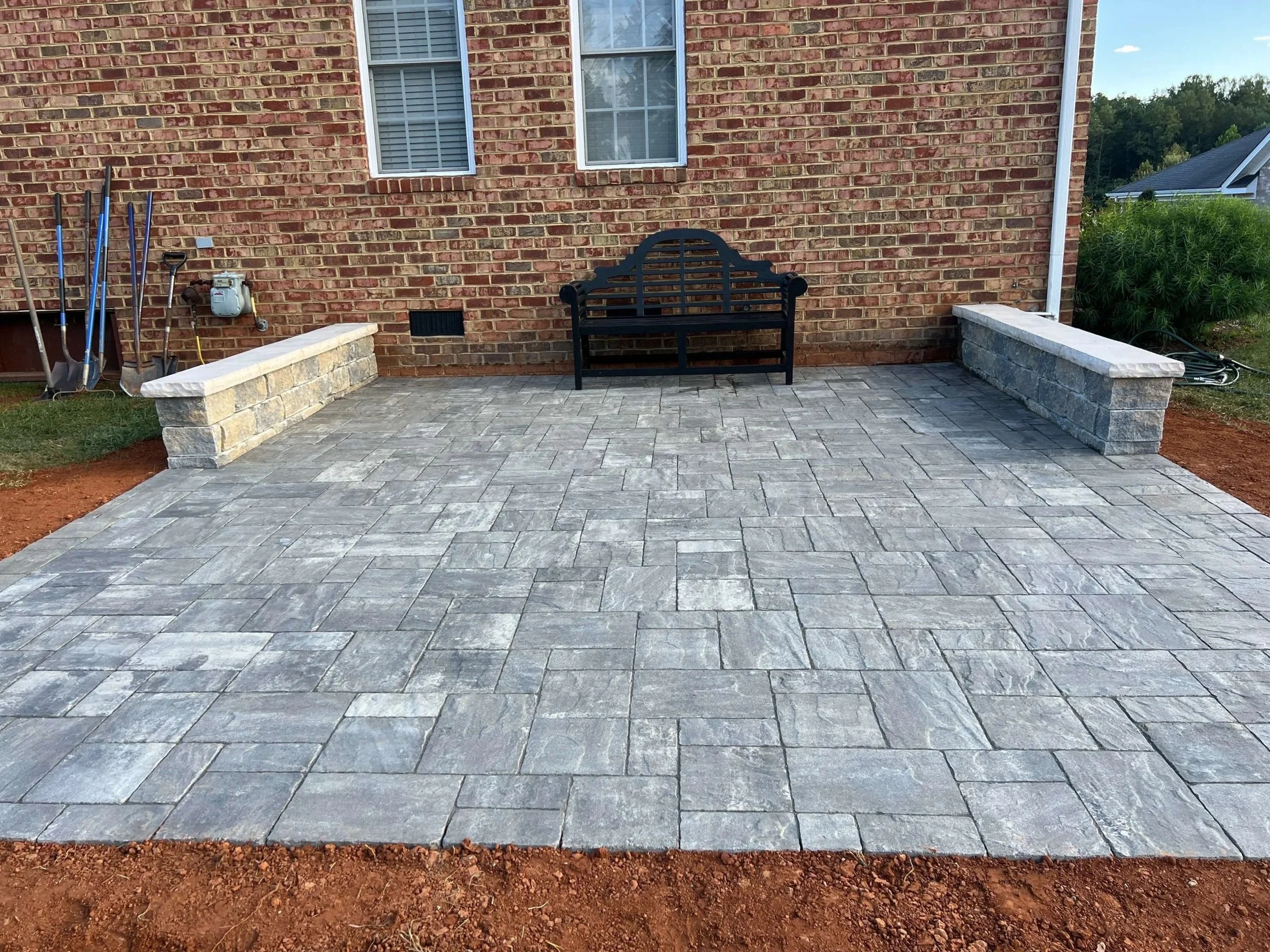 Driveways and concrete with smooth residential finish in Roanoke, VA
