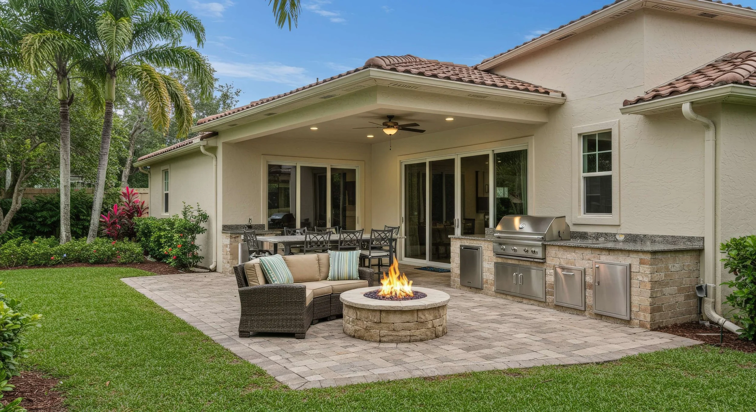 Outdoor Kitchens & Fireplaces in Lynchburg, VA