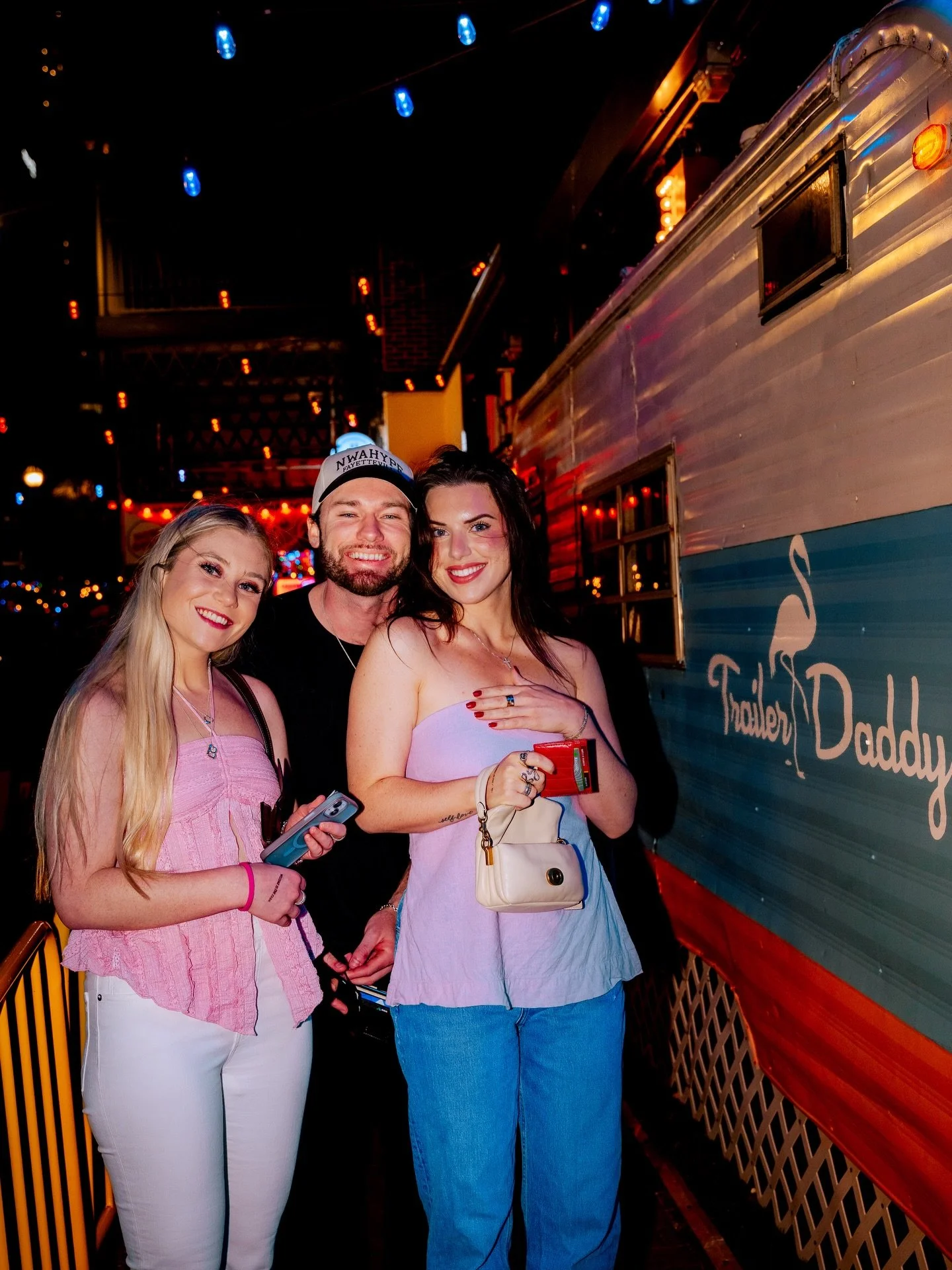 coolest crew on the block 😎

come hang with us:
Mon-Thu: 5p-late
Fri-Sat: 12p-late
Sun: 12p-11p