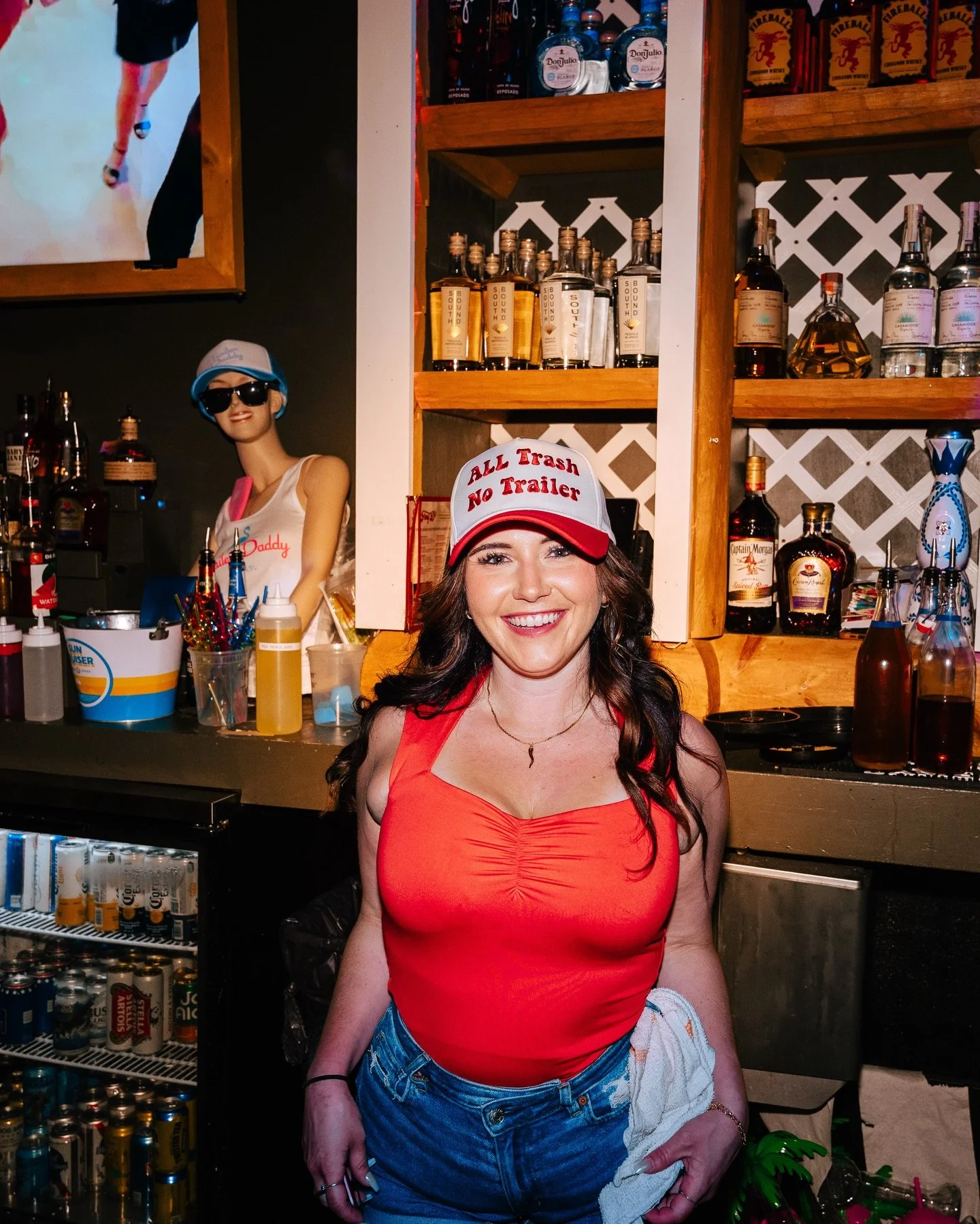 serving looks&hellip; and liquor 🤪🍹

see you from 5p-late 😎