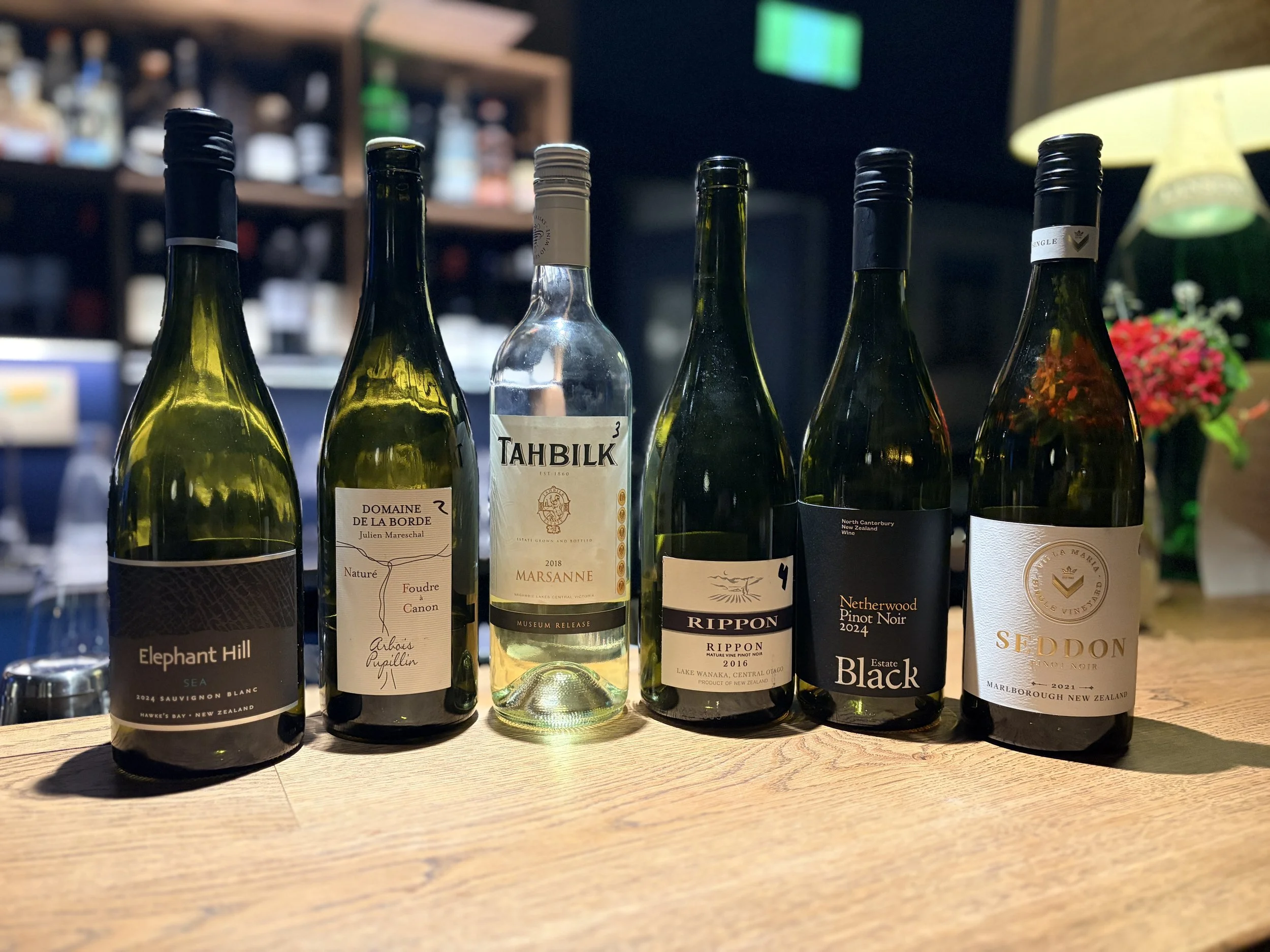 October Monthly Blind Tasting - Bee’s Knees - A wine that inspires you