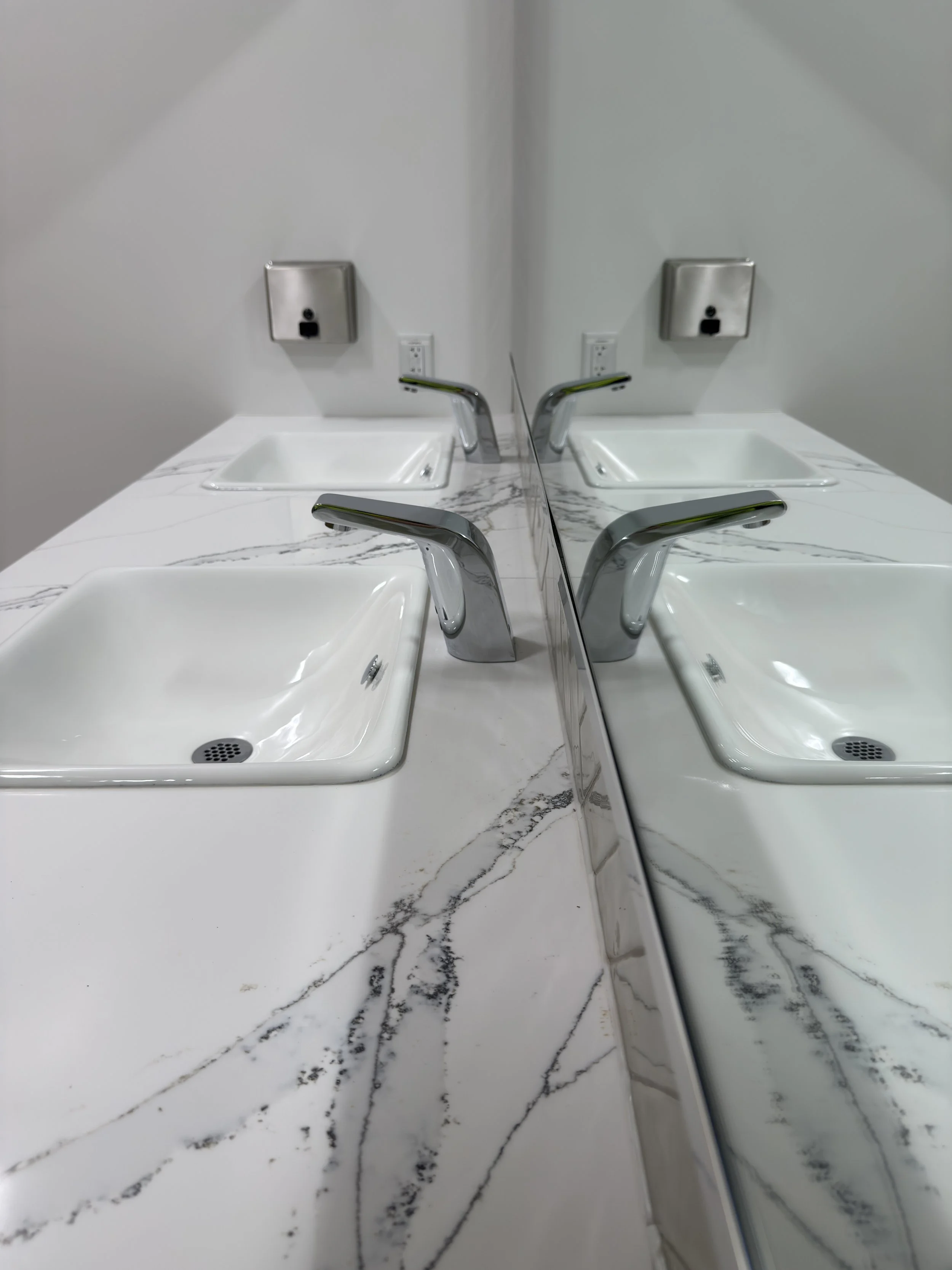 Bathroom Lavatory Sinks