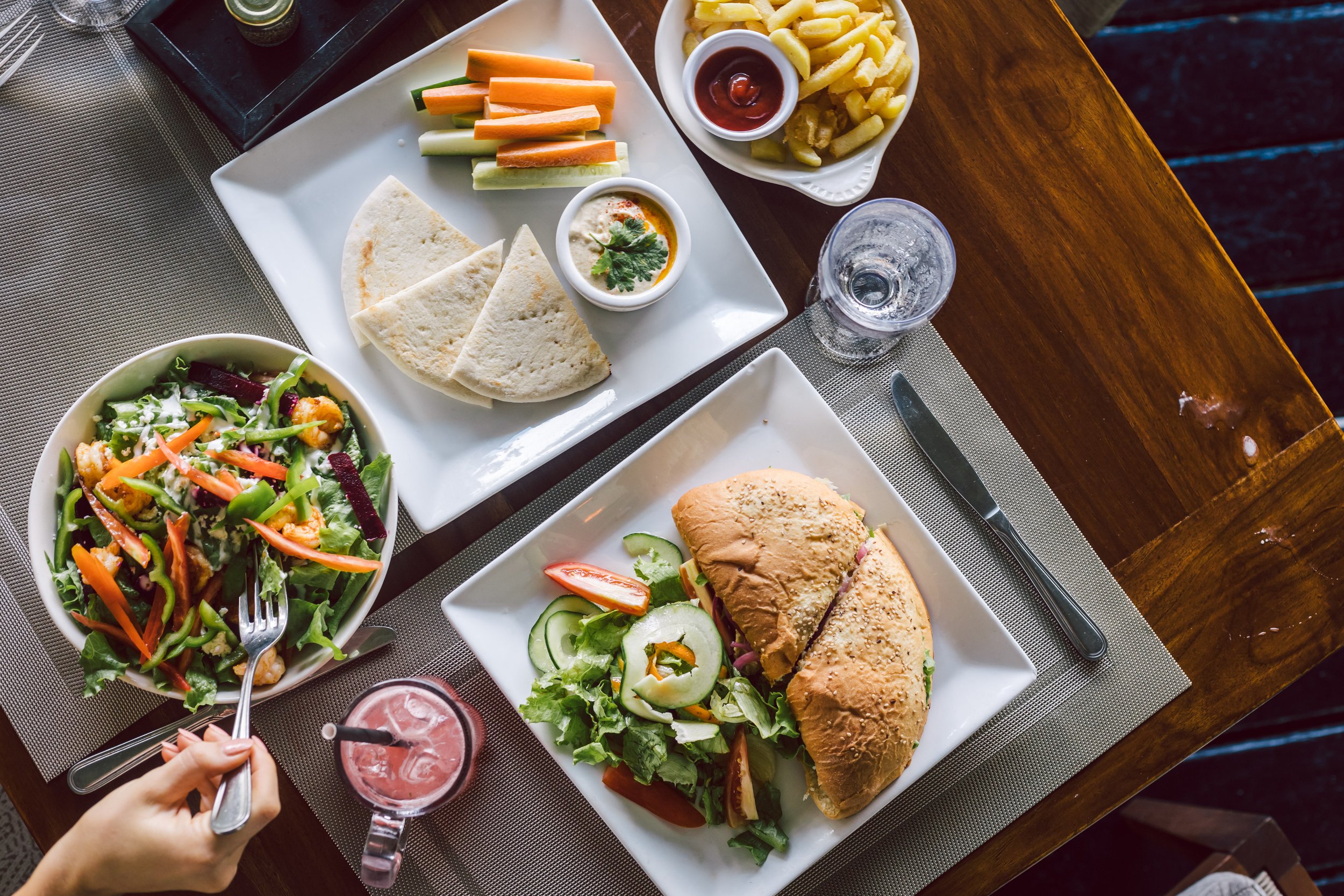 CTL - Dining - Lunch 1.jpeg
