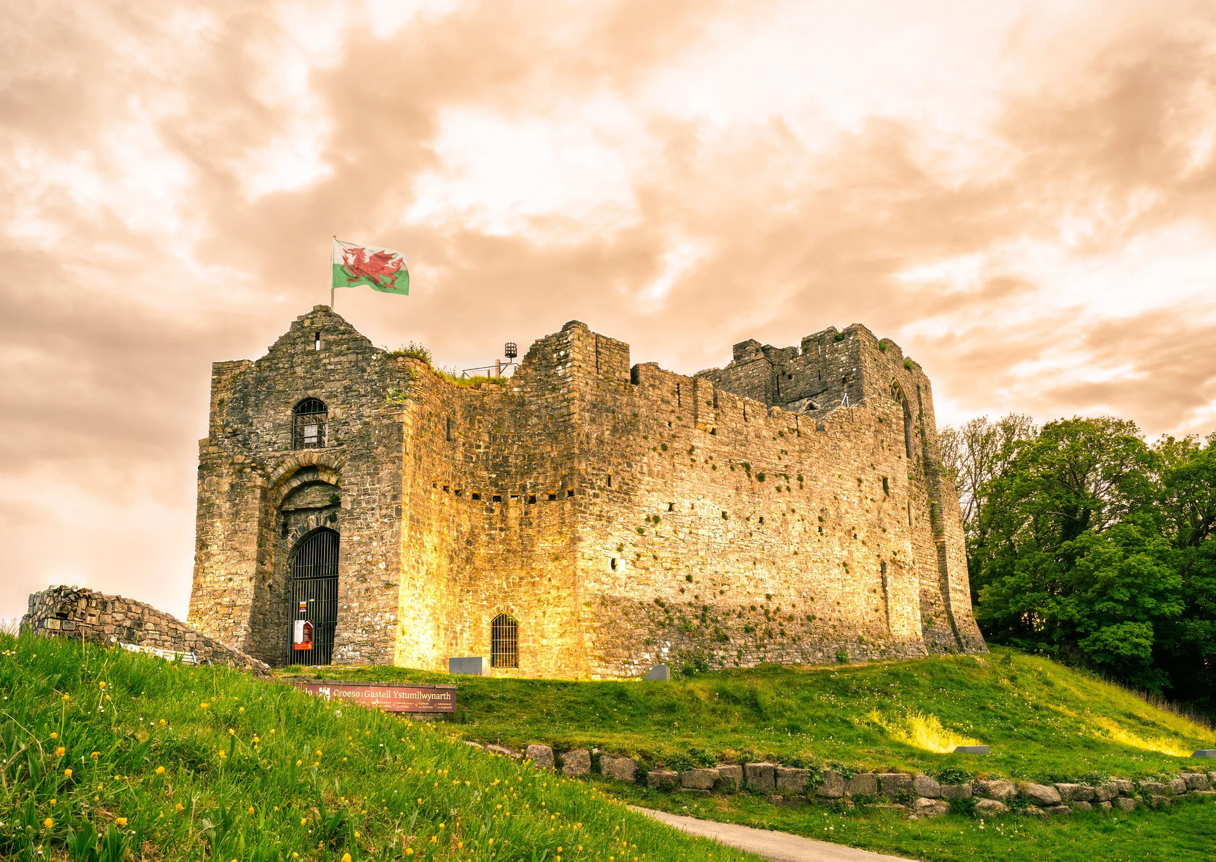 oystermouthcastle_sRGB-3.jpg