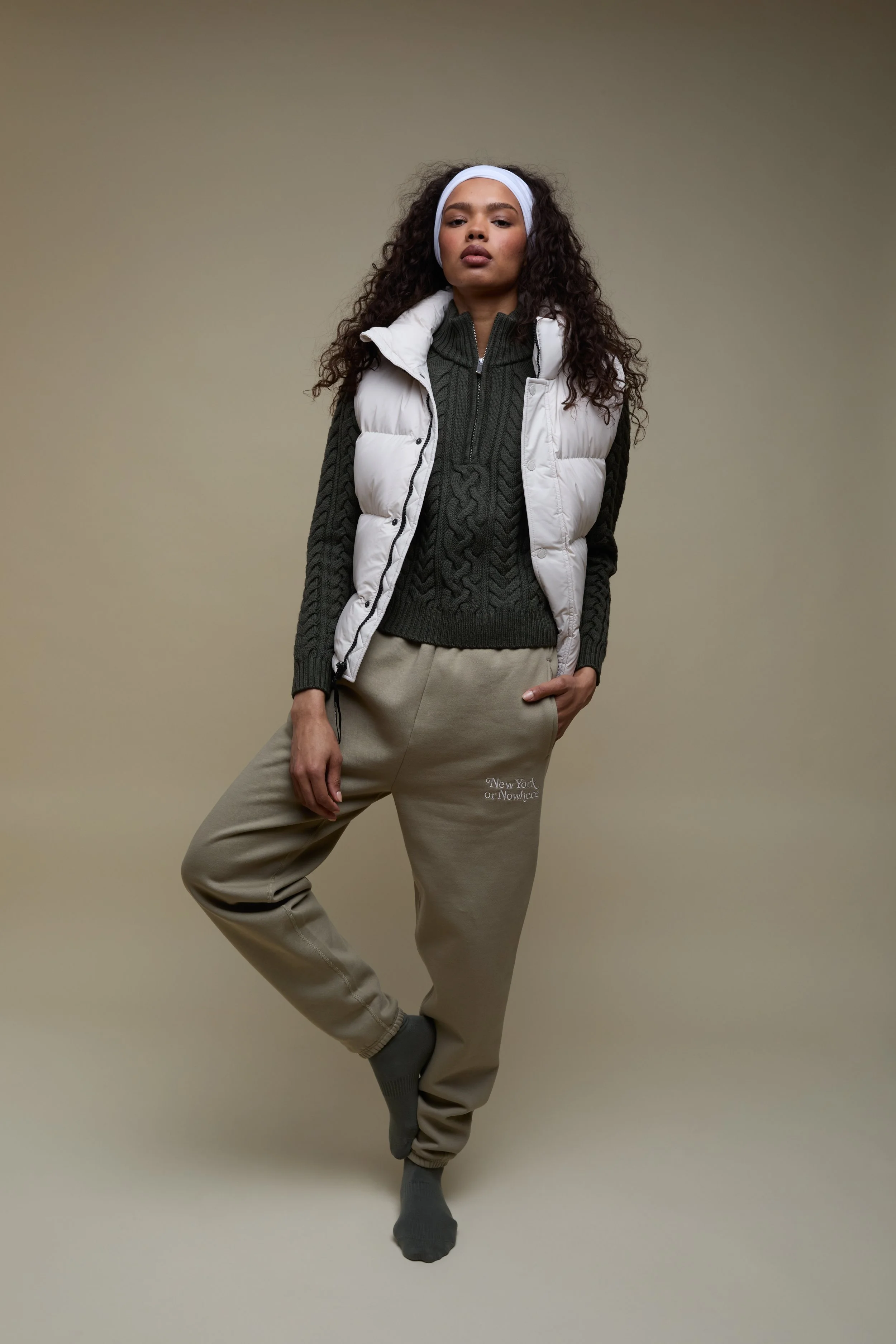 NYON-New-York-Or-Nowhere-Lifestyle-Abigail-Look 3-2.jpg