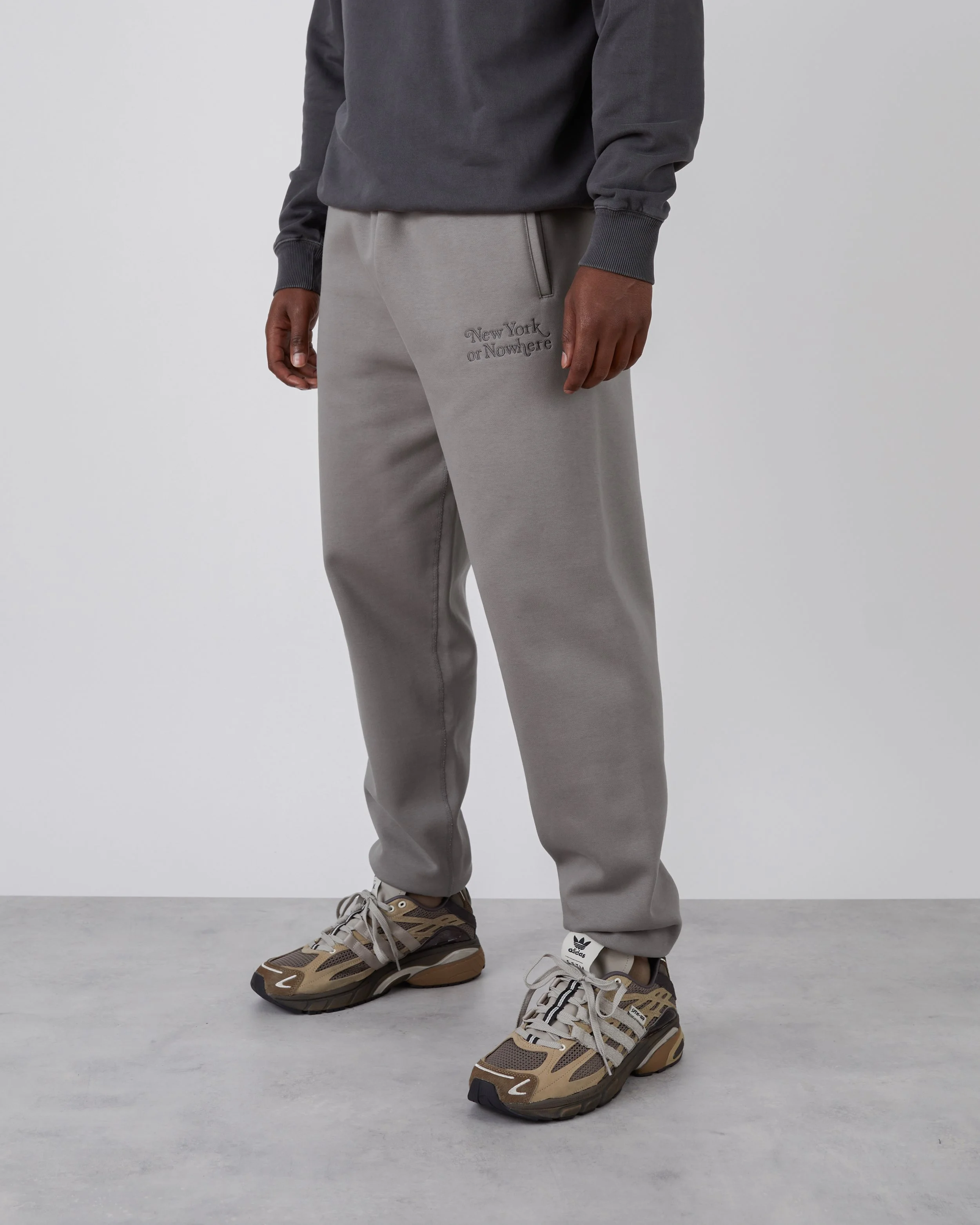 NYON-New-York-Or-Nowhere-Motto-Sweatpants-Grey-4.jpg