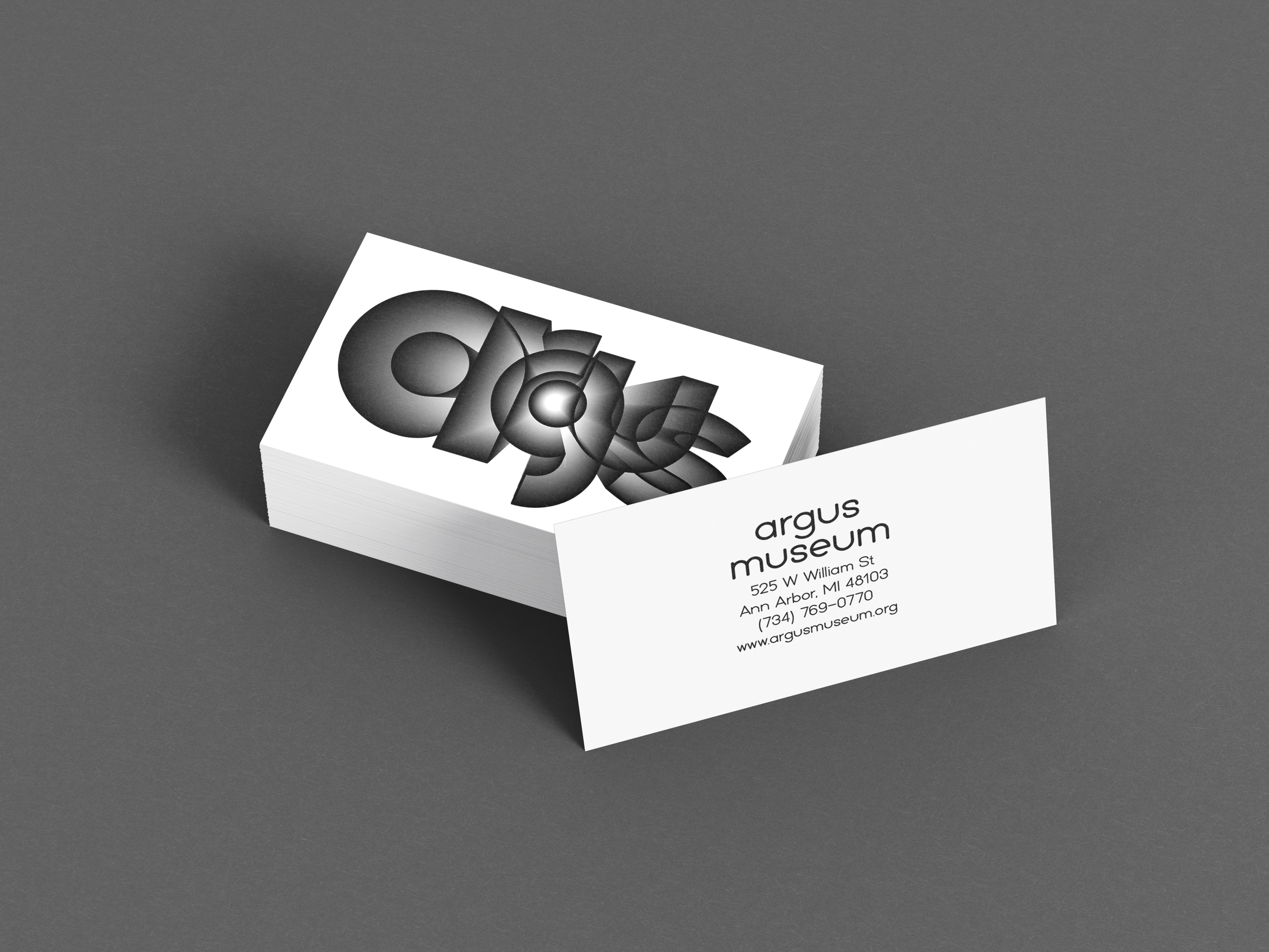 AO-Argus-Bussiness-Card-MockUp-2.png