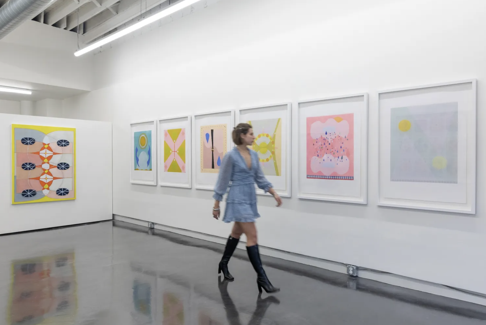 Installation image: Solo exhibition 'Evening's Evening,' on view at Praise Shadows Art Gallery from October 20 - November 26, 2026. Image courtesy of Dan Watkins Photography and Praise Shadows Art Gallery.