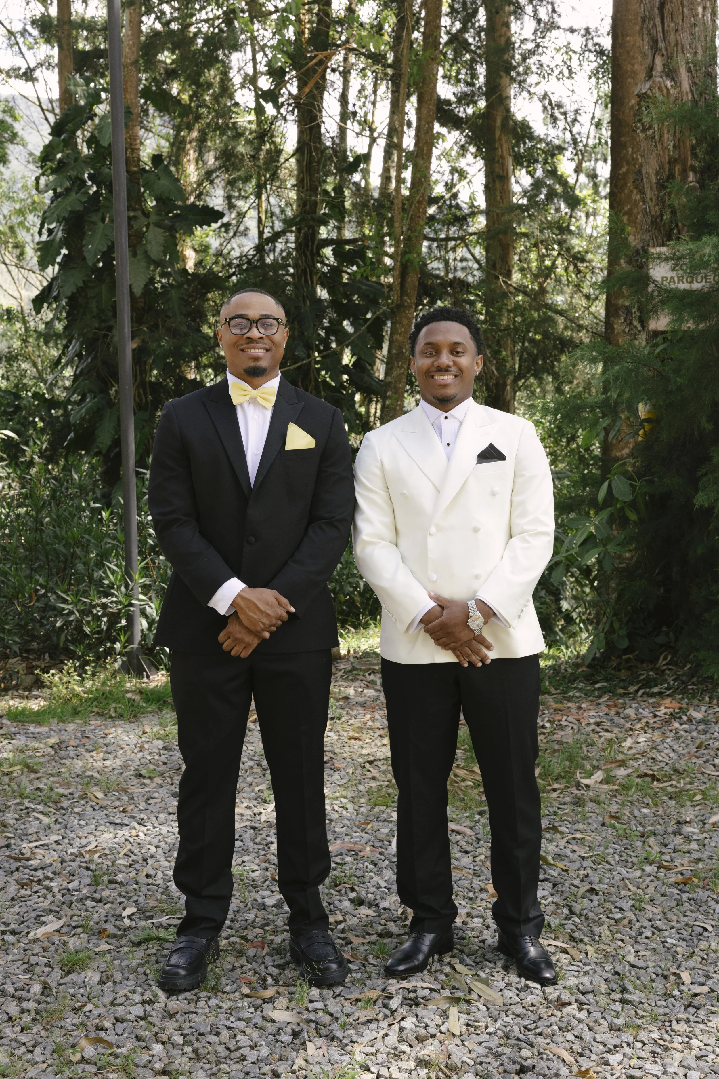 Destination wedding groom portraits at Forest Campestre in Medellín, Colombia featuring modern wedding attire, groomsmen portraits, formal wedding party photos, and documentary wedding photography