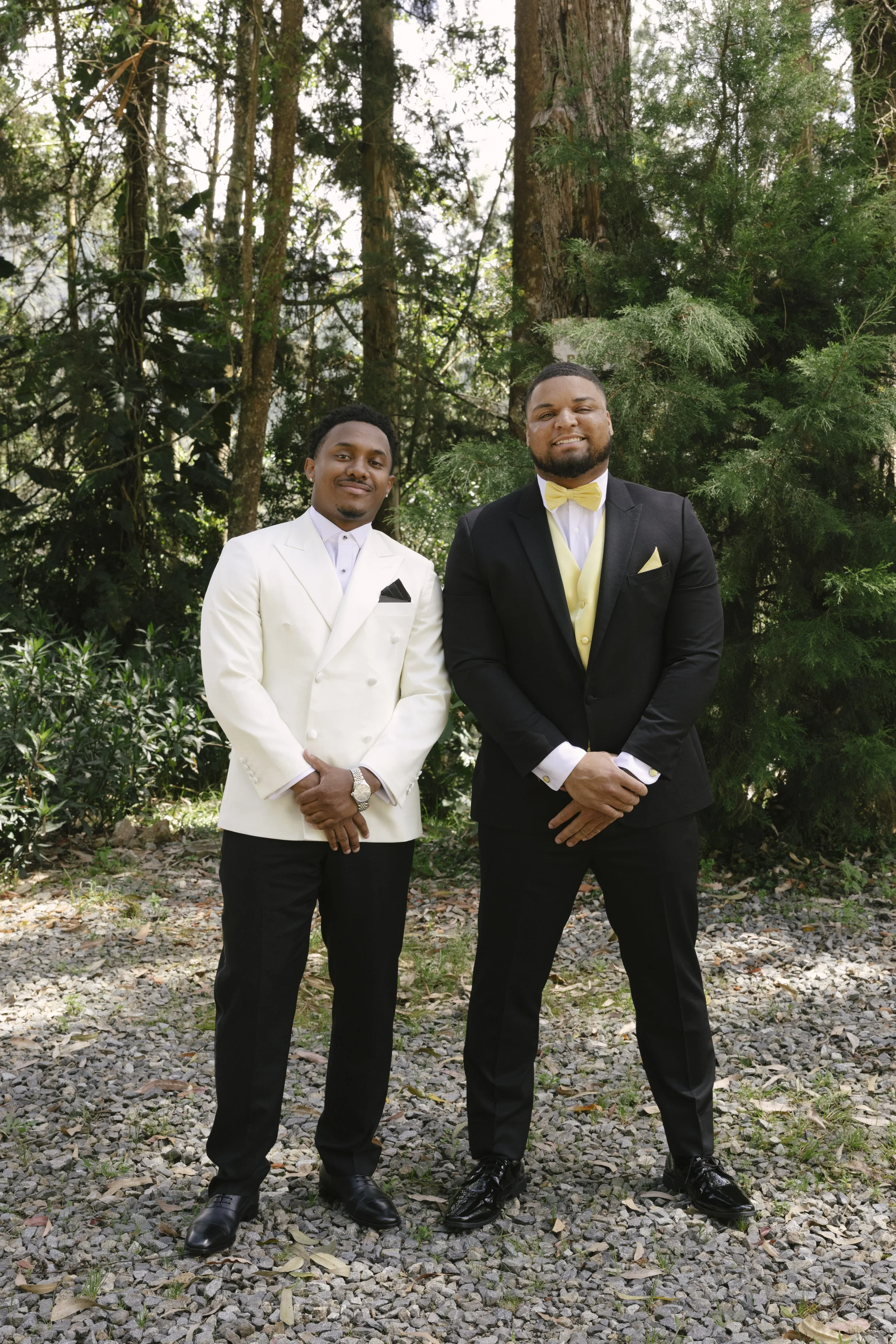 Destination wedding groom portraits at Forest Campestre in Medellín, Colombia featuring modern wedding attire, groomsmen portraits, formal wedding party photos, and documentary wedding photography